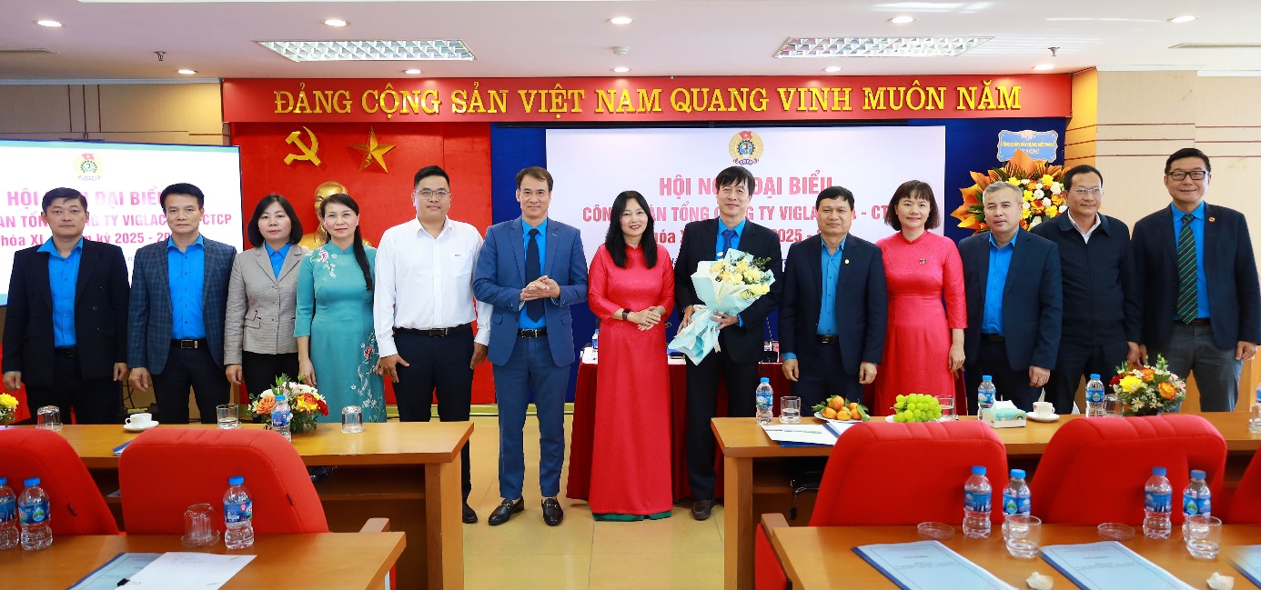 Tổng c&ocirc;ng ty Viglacera - CTCP: C&ocirc;ng đo&agrave;n ph&aacute;t huy hiệu quả vai tr&ograve; đại diện người lao động- Ảnh 4.