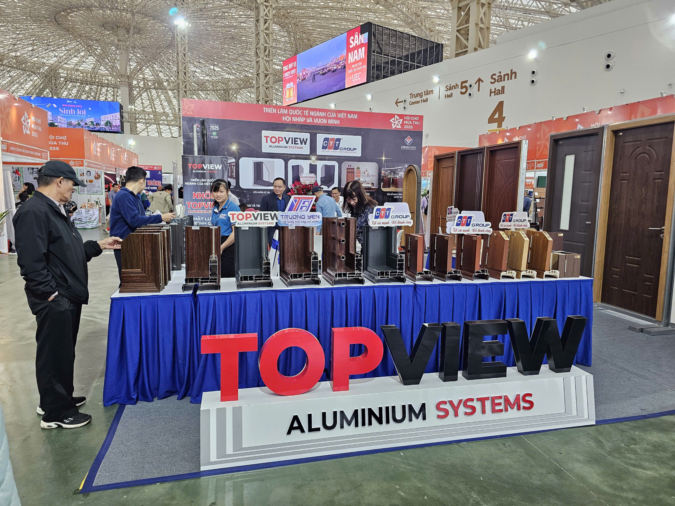 Ngành cửa mang gì tới Hội chợ Mùa Thu 2025?- Ảnh 6. Ngành cửa mang gì tới Hội chợ Mùa Thu 2025?- Ảnh 6.