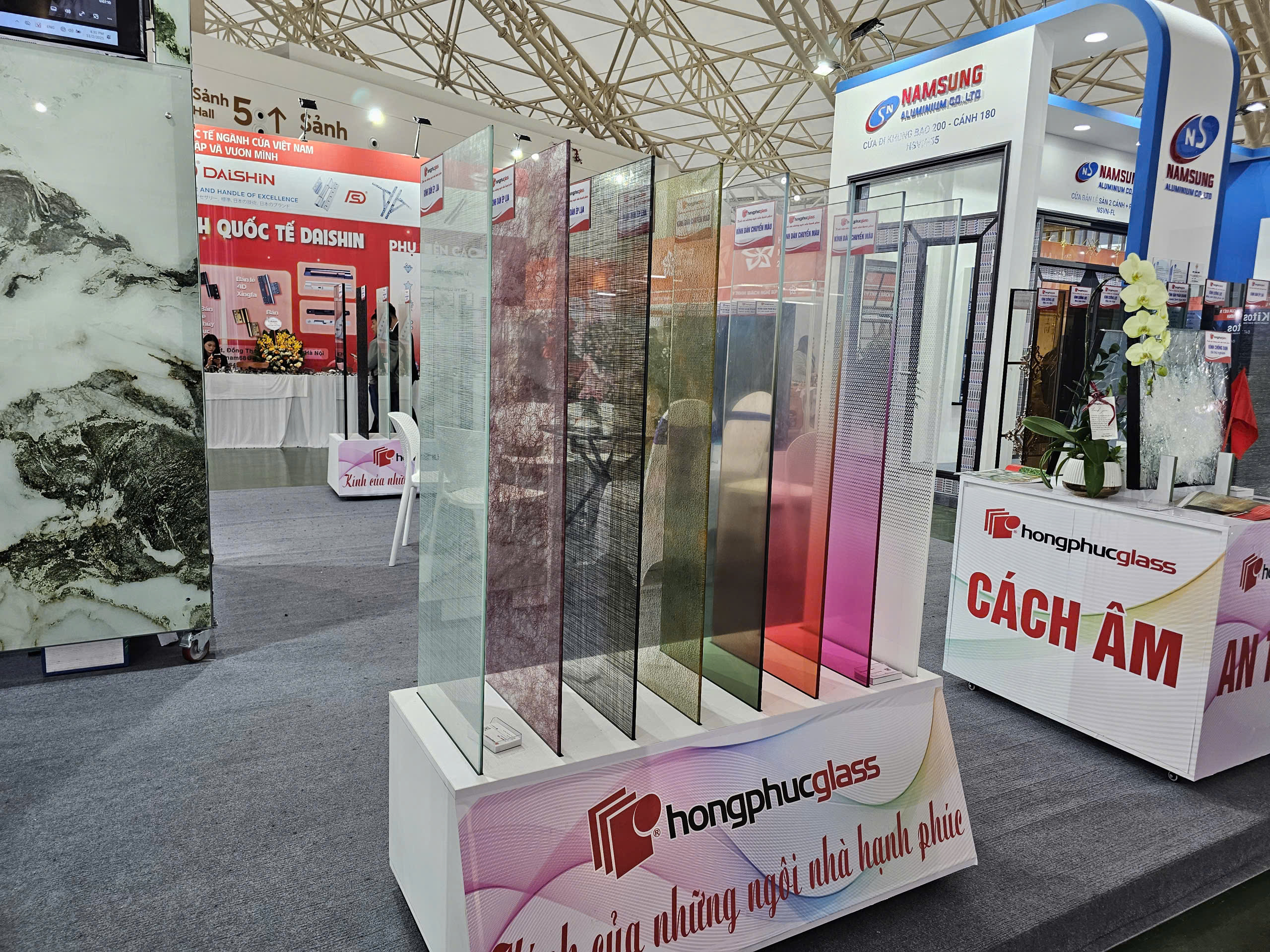 Ngành cửa mang gì tới Hội chợ Mùa Thu 2025?- Ảnh 14. Ngành cửa mang gì tới Hội chợ Mùa Thu 2025?- Ảnh 14.