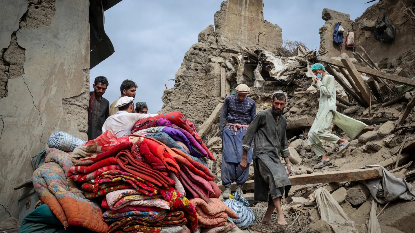 Động đất mạnh ở Afghanistan, &iacute;t nhất 20 người thiệt mạng, 320 người bị thương- Ảnh 1.