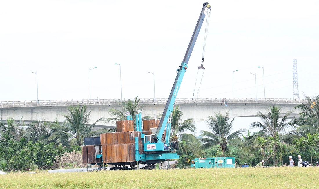 EVNNPT quyết liệt đẩy nhanh tiến độ dự &aacute;n đường d&acirc;y 500kV Hải Ph&ograve;ng - Th&aacute;i B&igrave;nh- Ảnh 2.