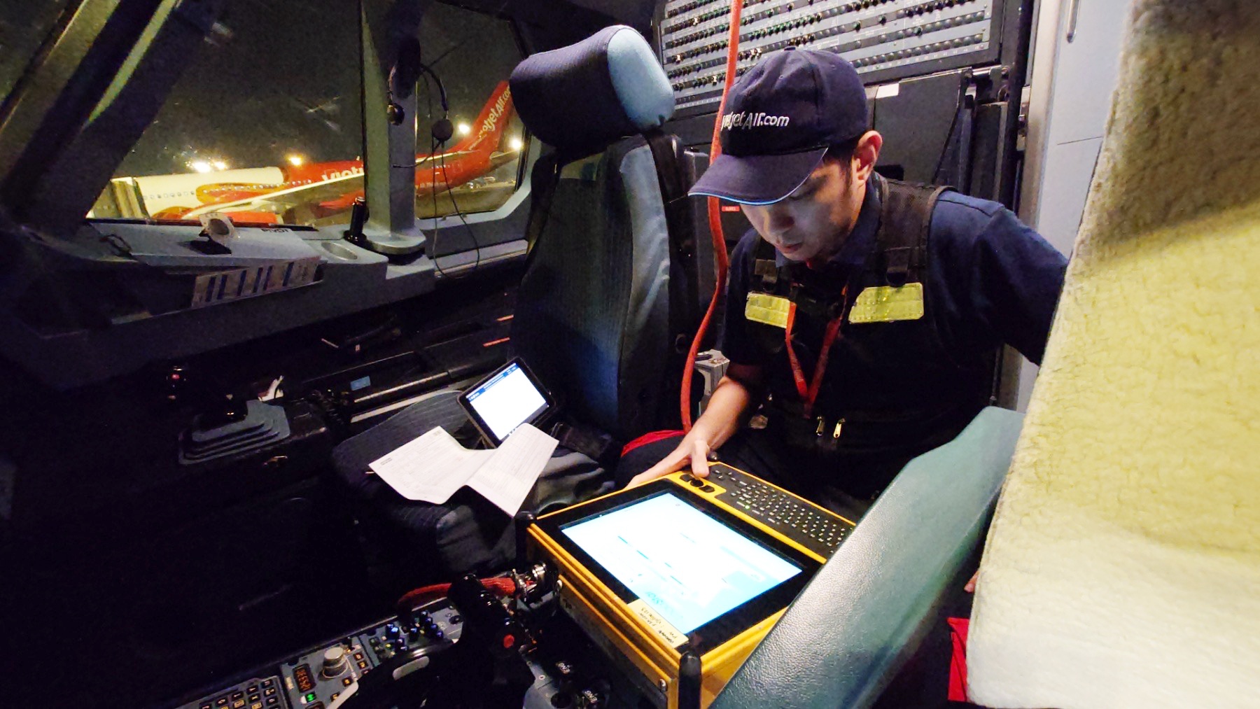 Ho&agrave;n tất n&acirc;ng cấp 69 t&agrave;u bay trong đ&ecirc;m, Vietjet chứng minh khả năng ứng ph&oacute; vượt trội- Ảnh 1.