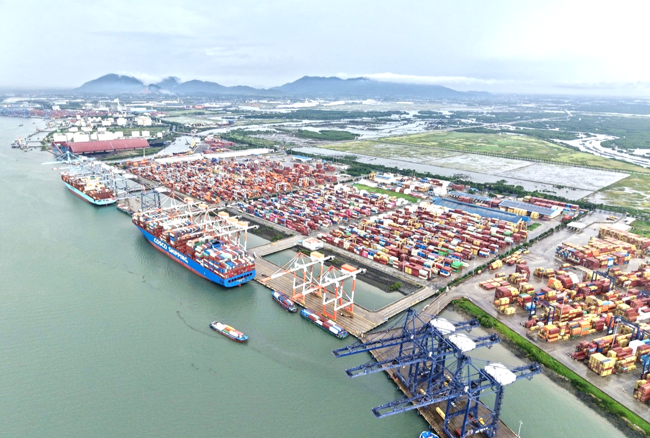 Nhiều cảng biển lớn tại Việt Nam chưa được quy hoạch kết nối với đường sắt.