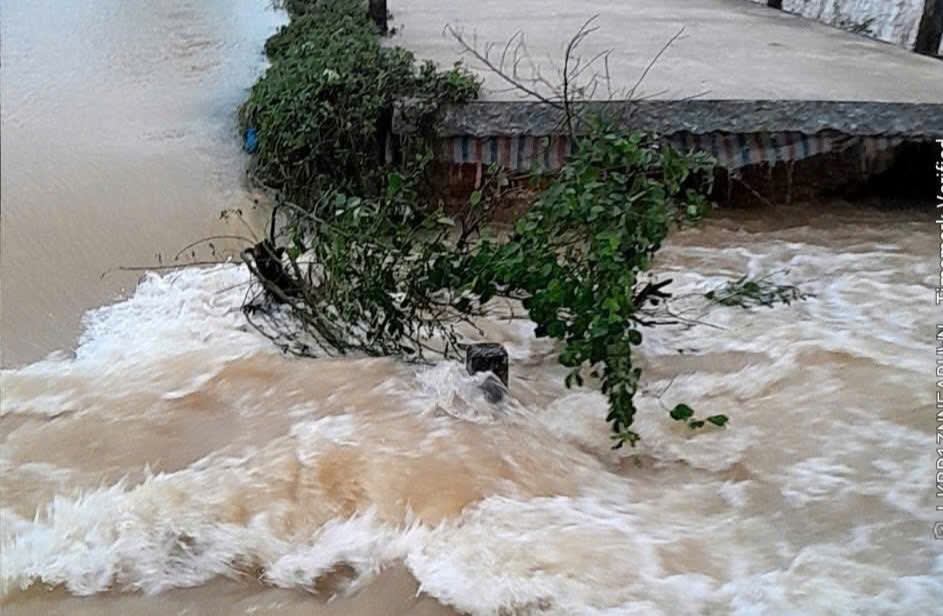 C&ograve;n 54.000 nh&agrave; bị ngập, chưa "hồi sức" sau mưa lũ, Huế lại gồng m&igrave;nh chống b&atilde;o Kalmaegi - Ảnh 2.