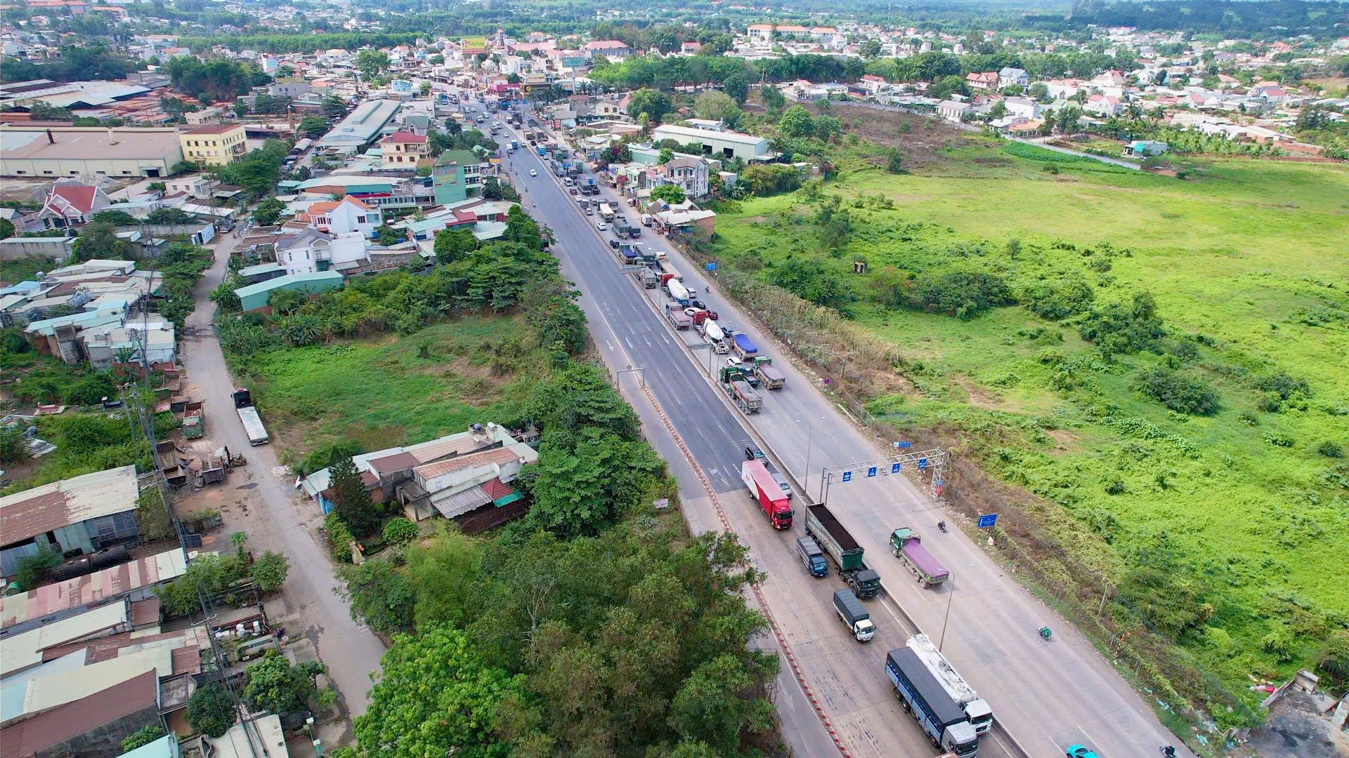 Dự án nâng cấp quốc lộ 51 giai đoạn 2, quyết định thuộc về tỉnh Đồng Nai và TP.HCM- Ảnh 1. Dự án nâng cấp quốc lộ 51 giai đoạn 2, quyết định thuộc về tỉnh Đồng Nai và TP.HCM- Ảnh 1.