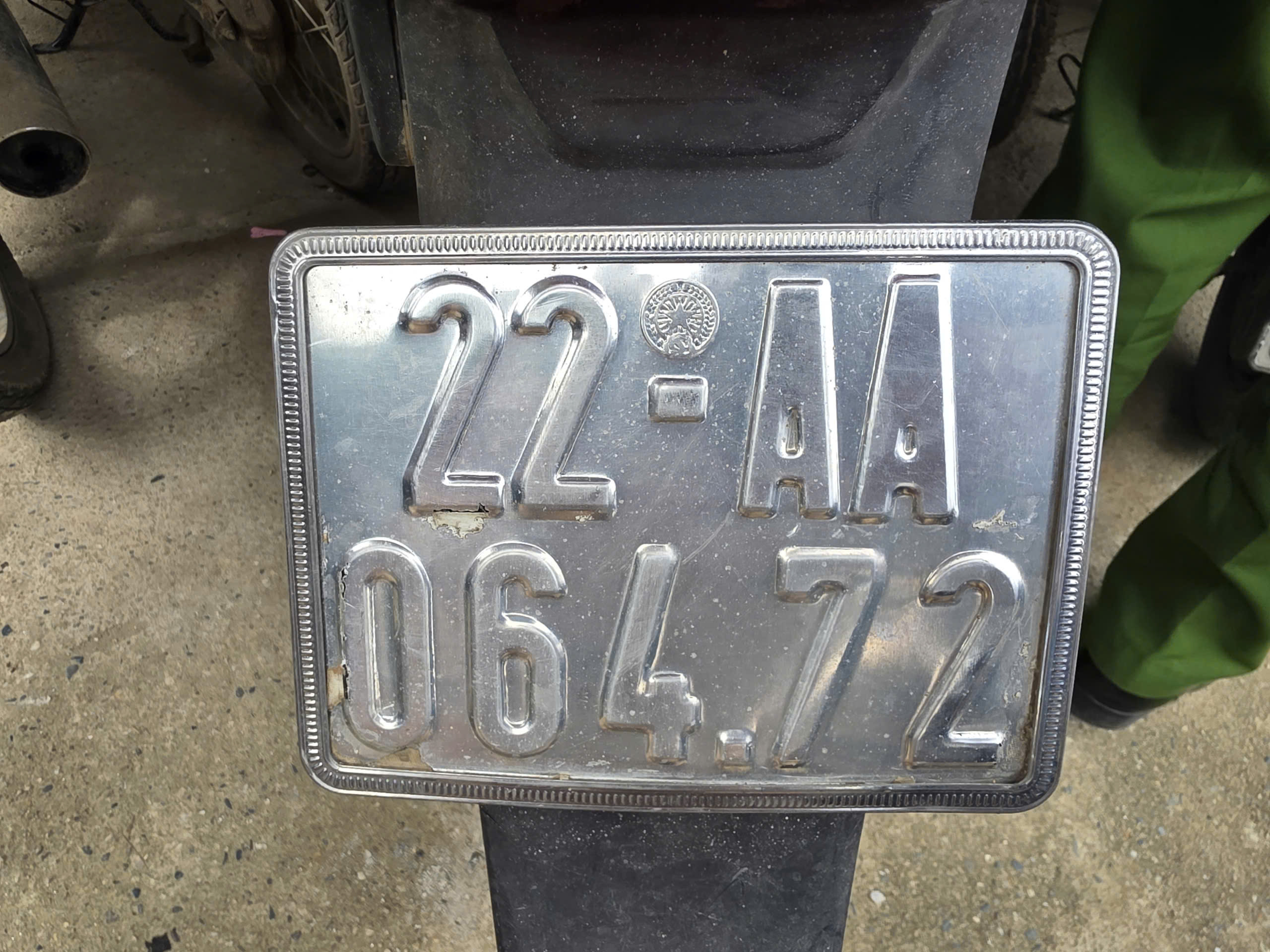 CSGT Tuyên Quang chỉ rõ những lỗi vi phạm ngay tại nhà xe của trường- Ảnh 4. CSGT Tuyên Quang chỉ rõ những lỗi vi phạm ngay tại nhà xe của trường- Ảnh 4.