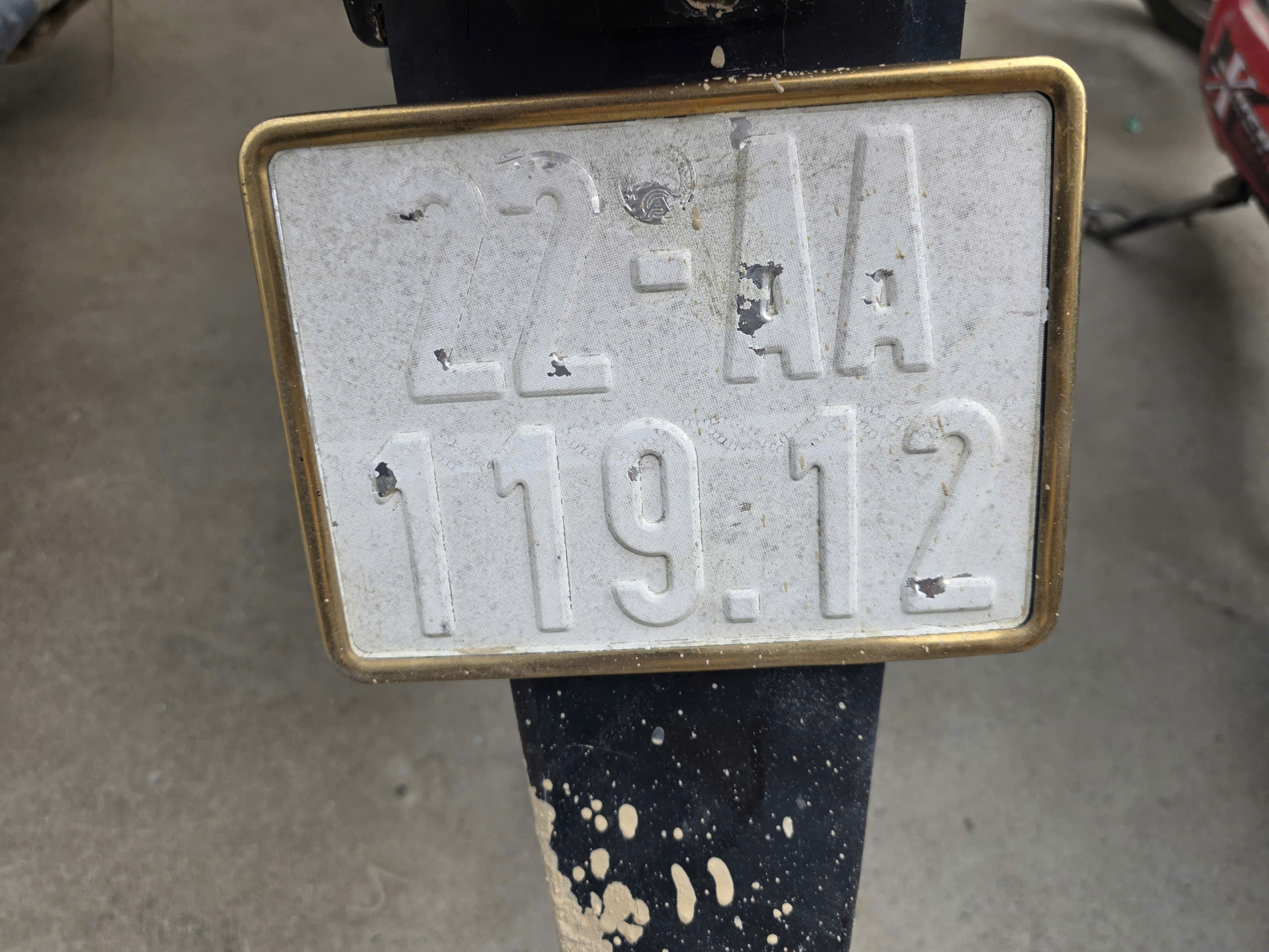 CSGT Tuyên Quang chỉ rõ những lỗi vi phạm ngay tại nhà xe của trường- Ảnh 6. CSGT Tuyên Quang chỉ rõ những lỗi vi phạm ngay tại nhà xe của trường- Ảnh 6.