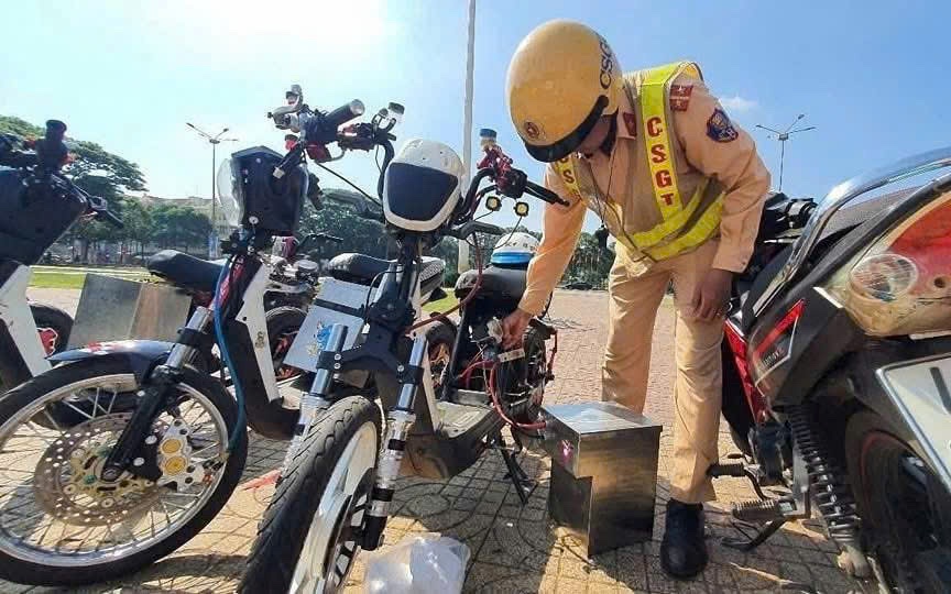 B&aacute;o động t&igrave;nh trạng học sinh vi phạm ph&aacute;p luật an to&agrave;n giao th&ocirc;ng tại Đắk Lắk