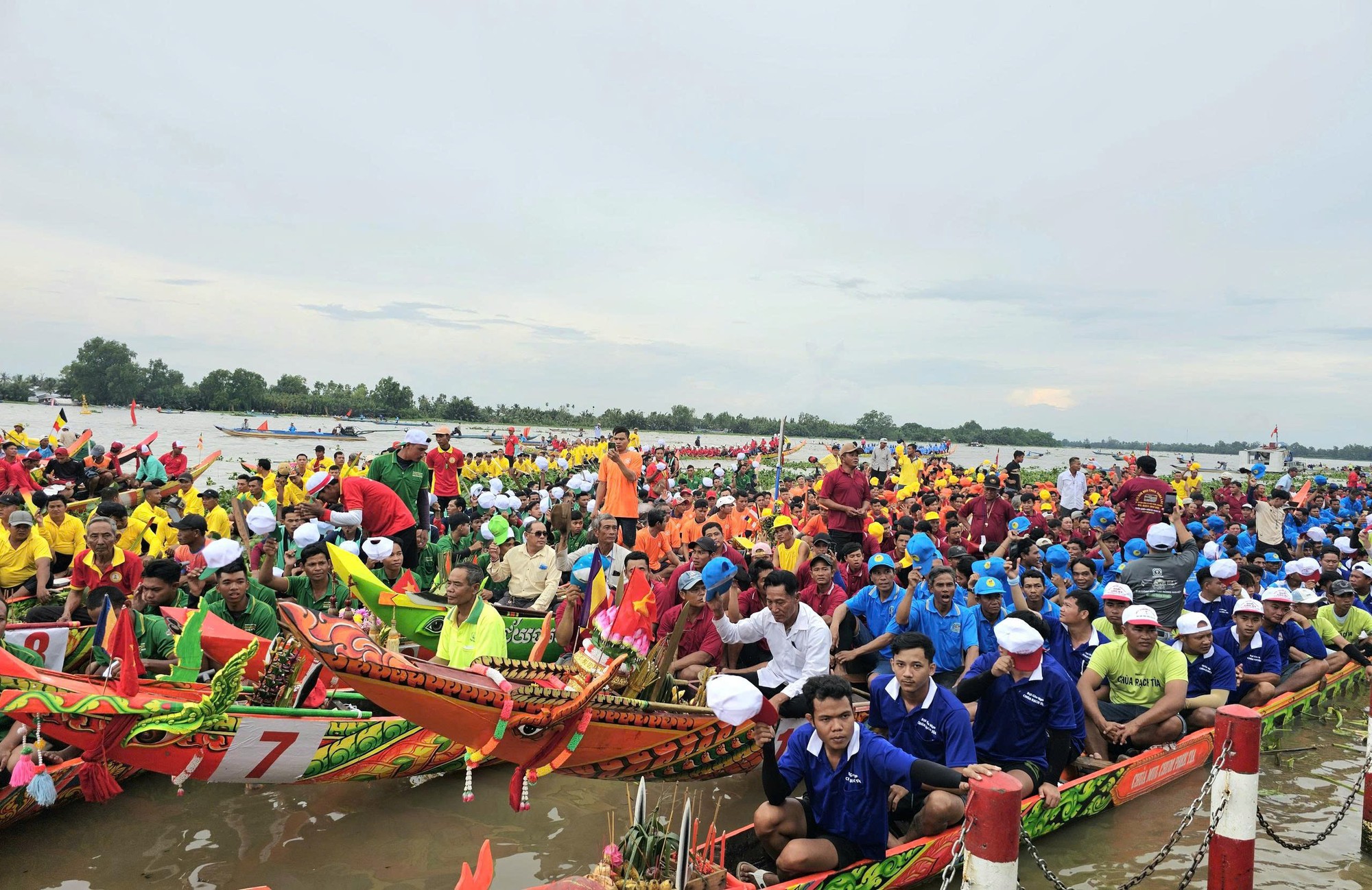 Khai mạc ng&agrave;y hội Văn h&oacute;a, Thể thao v&agrave; Du lịch đồng b&agrave;o Khmer tỉnh An Giang lần thứ XVII- Ảnh 1.