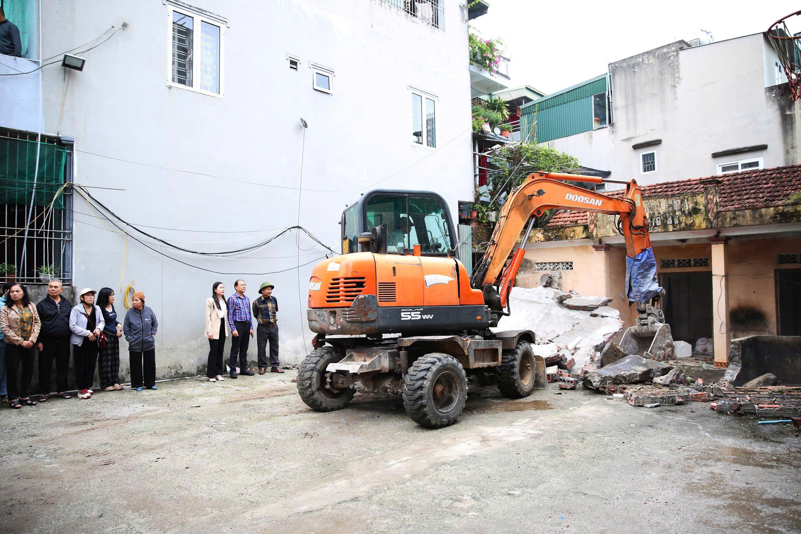 S&ocirc;i nổi Chiến dịch "100 ng&agrave;y đ&ecirc;m" n&acirc;ng cao chất lượng đ&ocirc; thị- Ảnh 7.