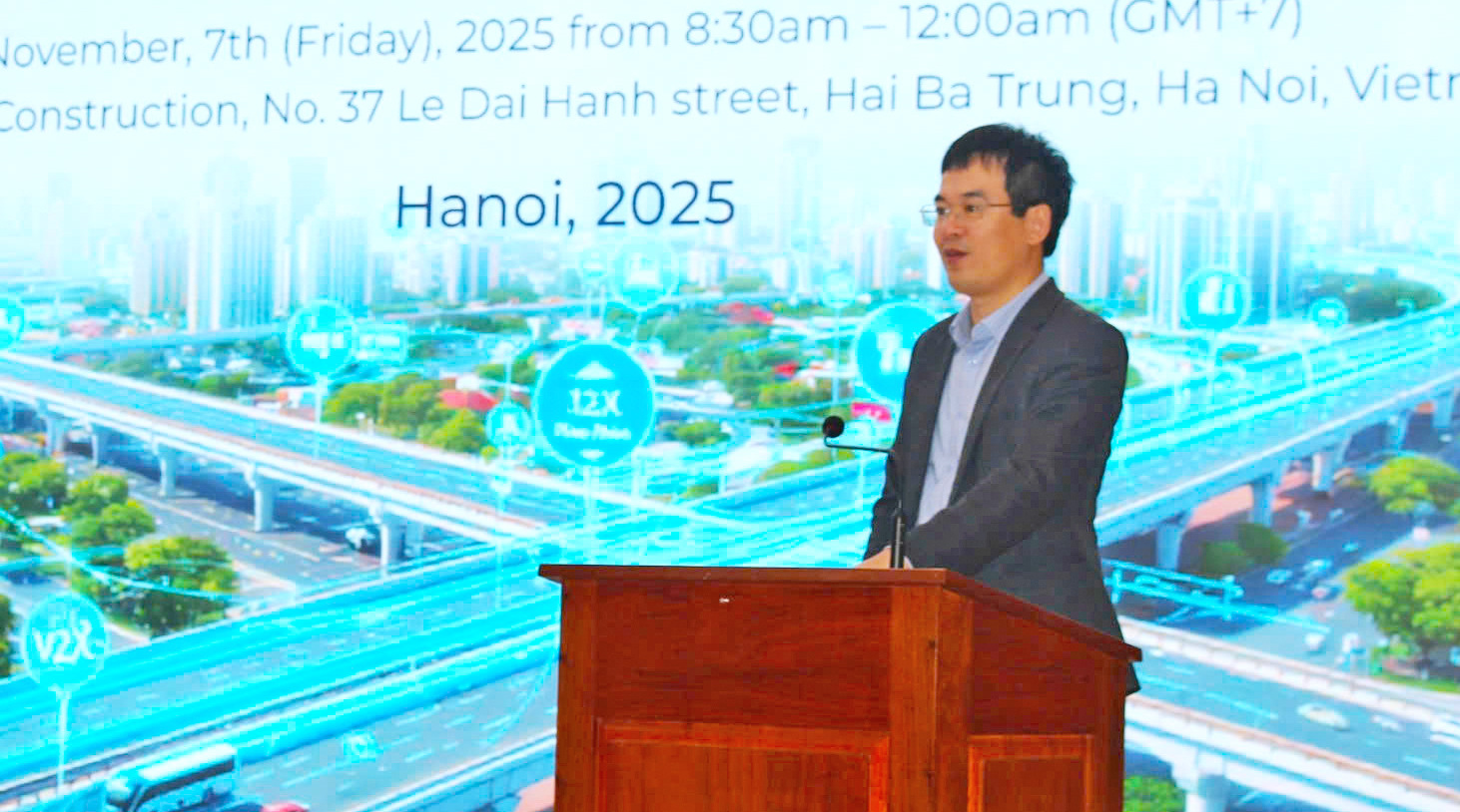 Đẩy mạnh chuyển đổi số, c&ocirc;ng nghệ mới trong ph&aacute;t triển giao th&ocirc;ng th&ocirc;ng minh- Ảnh 1.