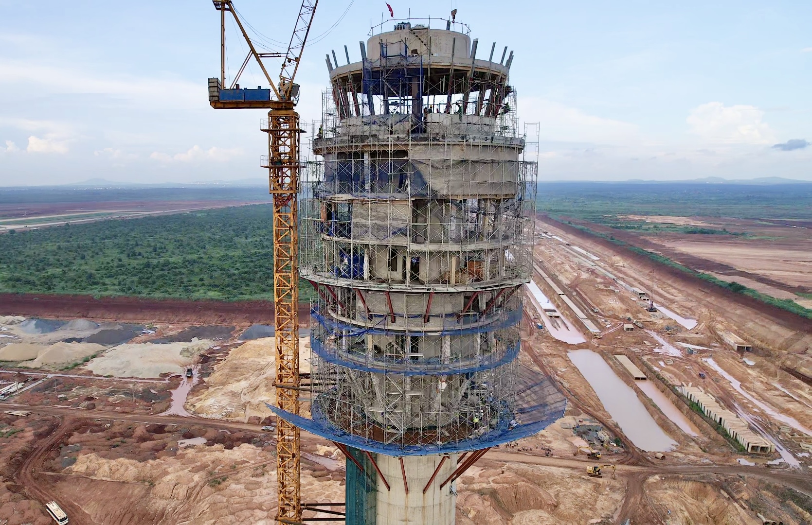 Đua nước r&uacute;t tại s&acirc;n bay Long Th&agrave;nh, sẵn s&agrave;ng cho chuyến bay kỹ thuật 19/12- Ảnh 6.