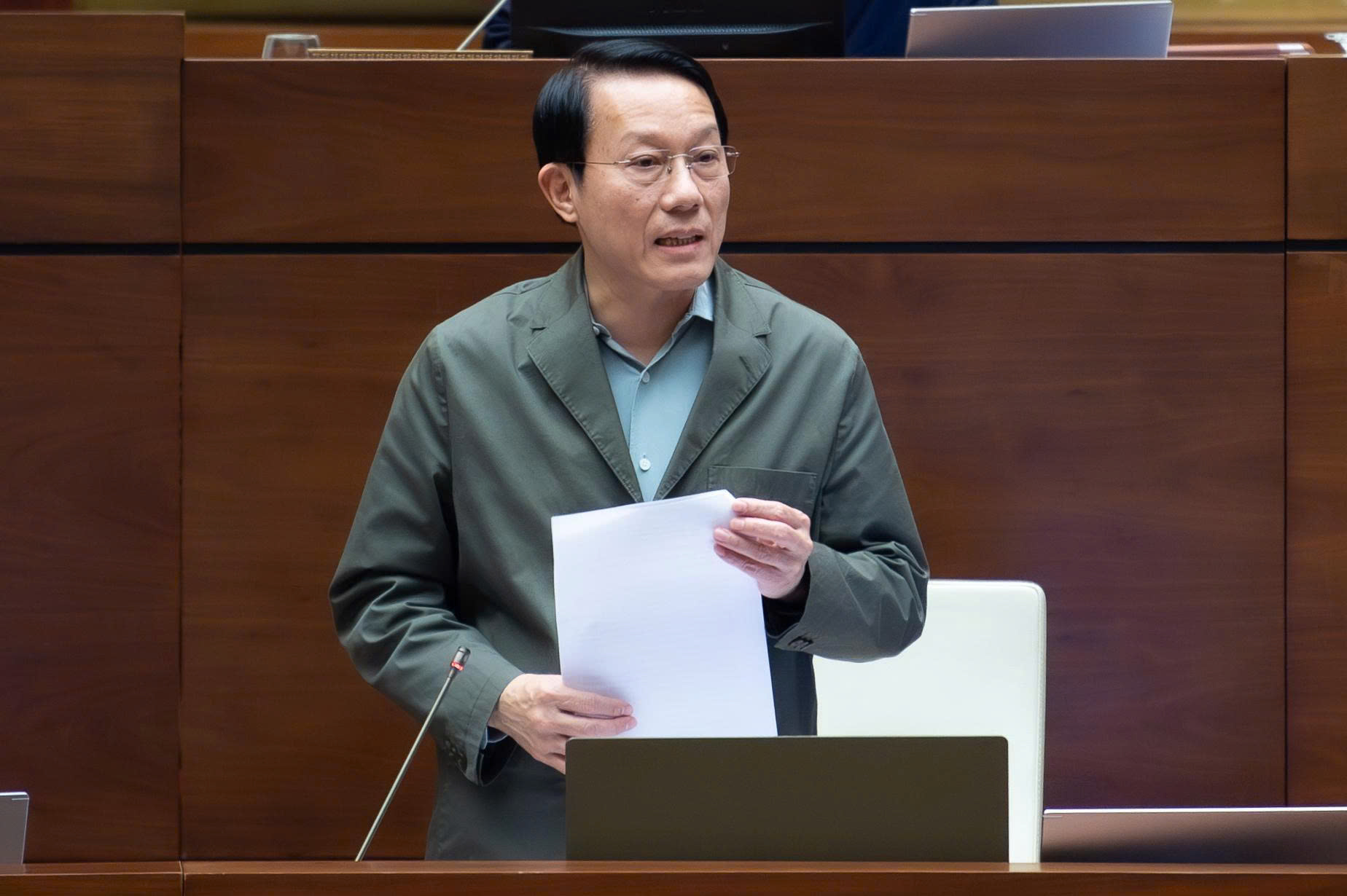 ĐBQH: Cần quy định hậu quả pháp lý với hành vi cố ý mật hoá sai quy định- Ảnh 3. ĐBQH: Cần quy định hậu quả pháp lý với hành vi cố ý mật hoá sai quy định- Ảnh 3.