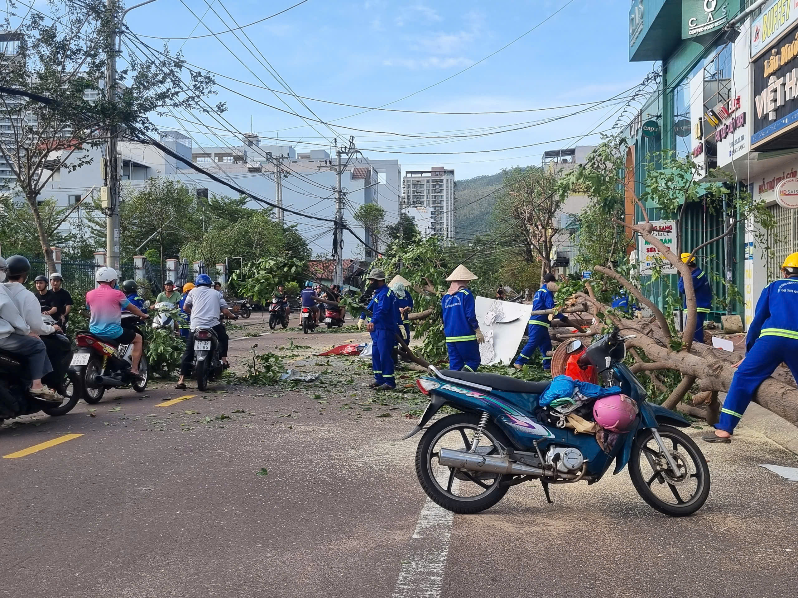 B&atilde;o số 13: Gia Lai thiệt hại hơn 5.000 tỷ đồng, 2 người tử vong- Ảnh 40.