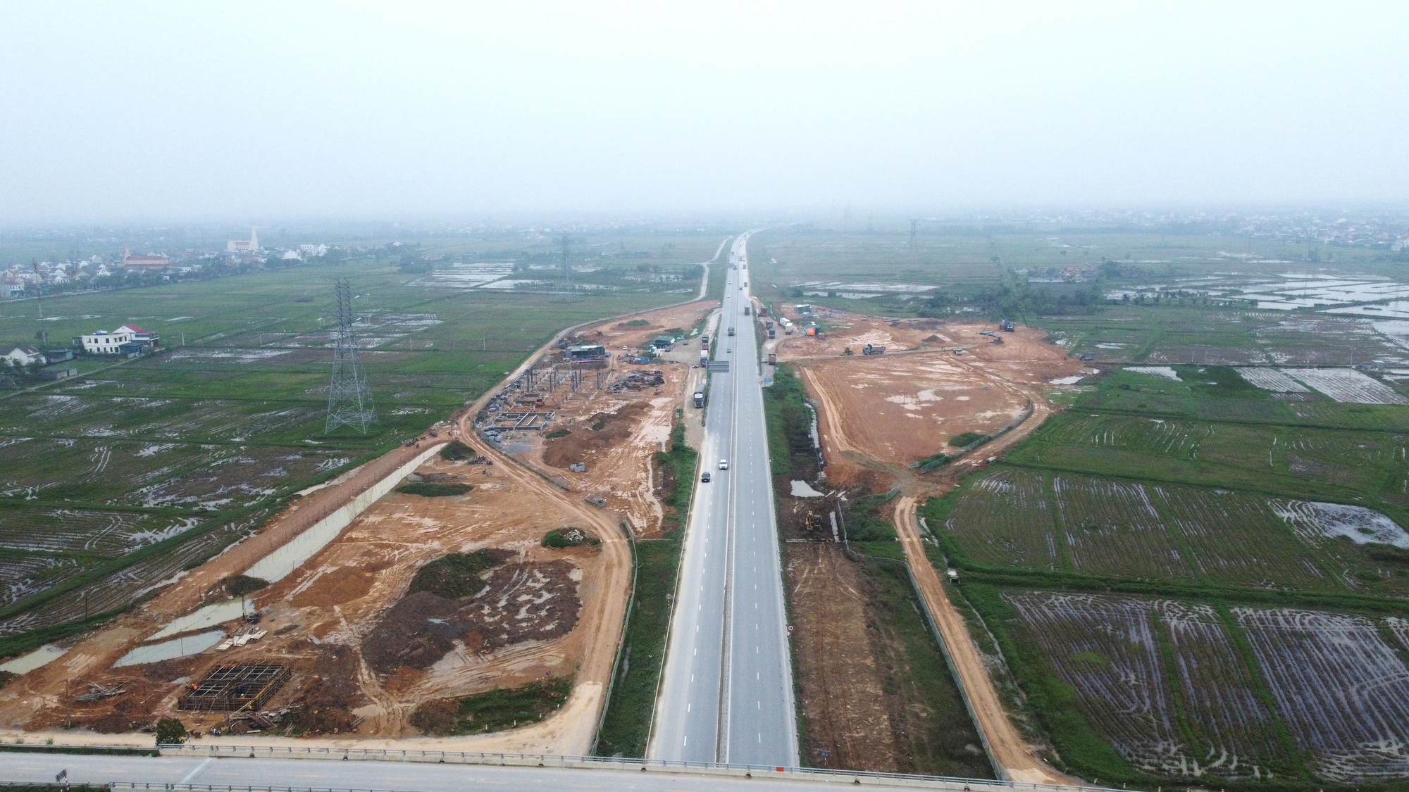 Tiến độ trạm dừng nghỉ cao tốc Bắc - Nam qua Nghệ An ra sao?- Ảnh 1.