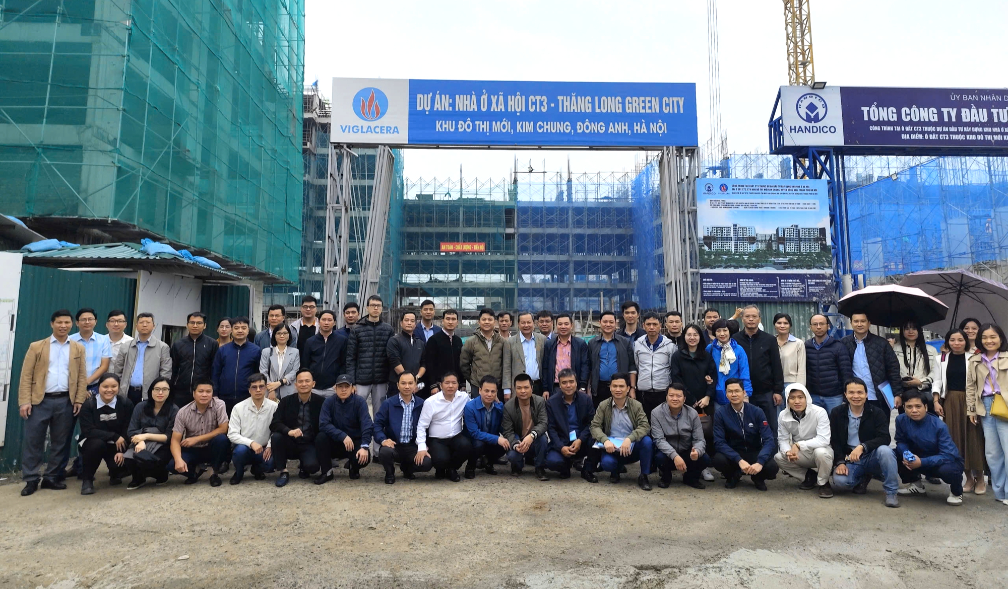 Hơn 200 c&aacute;n bộ quản l&yacute; đ&ocirc; thị ở H&agrave; Nội được tập huấn nghiệp vụ, kiến thức ph&aacute;p luật- Ảnh 2.