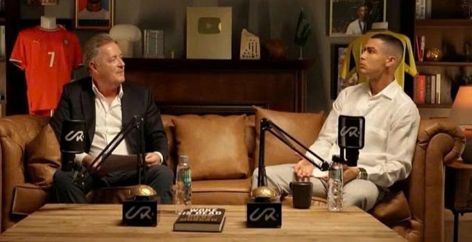 Cristiano Ronaldo li&ecirc;n tục ph&aacute;t biểu g&acirc;y sốc- Ảnh 1.