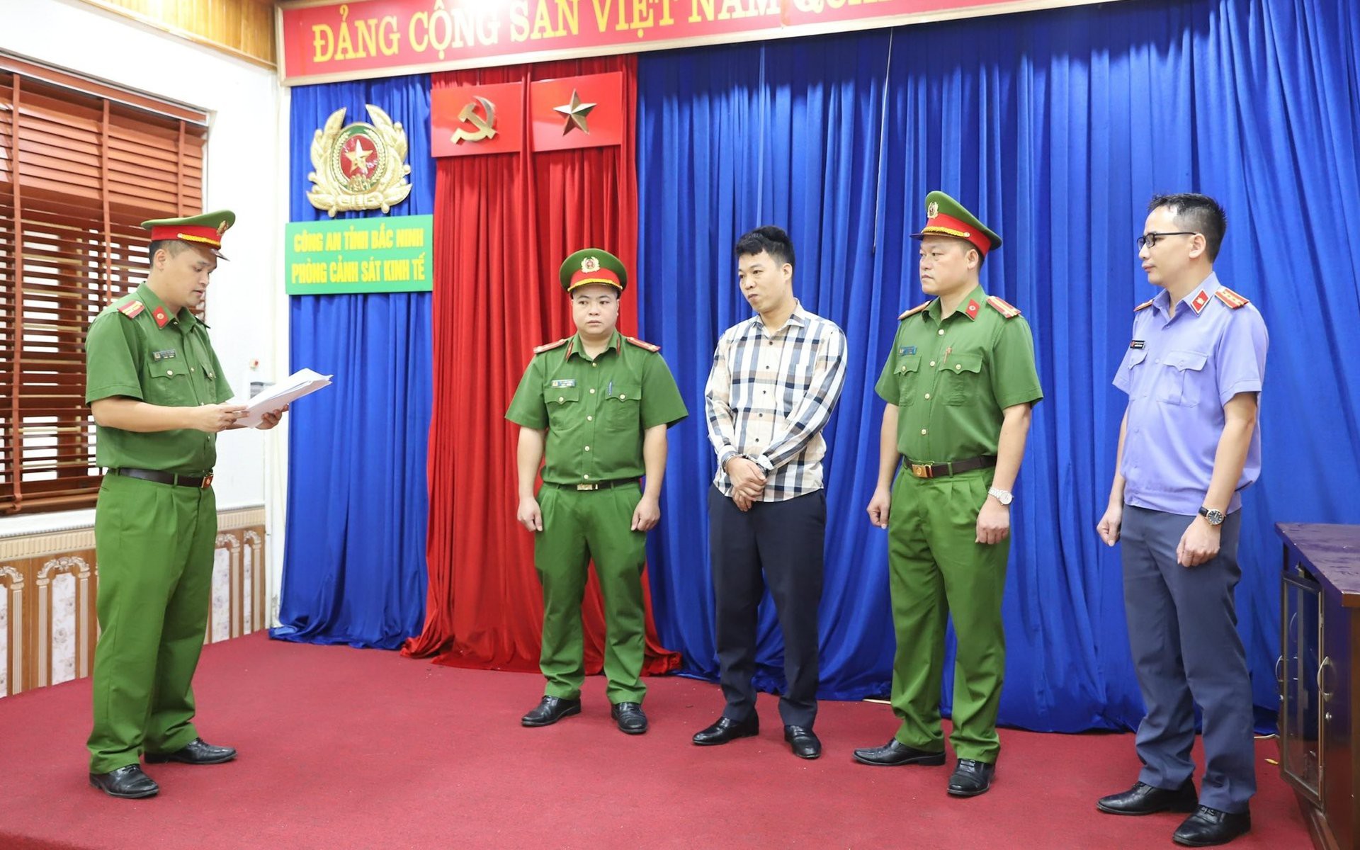 Bắt gi&aacute;m đốc c&ocirc;ng ty ở Bắc Ninh lừa đảo chiếm đoạt gần 130 tỷ đồng g&oacute;p vốn mua đất