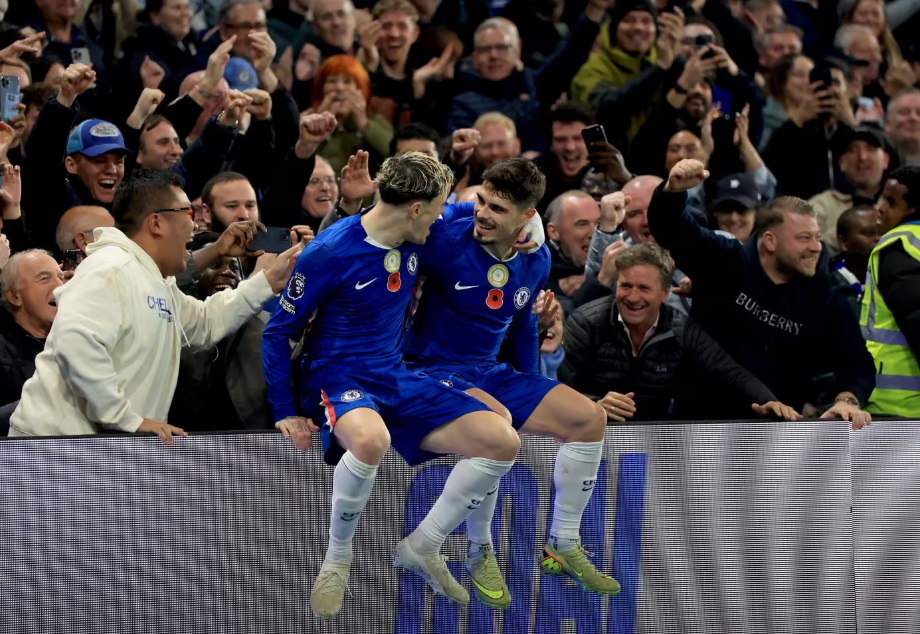 Thắng đậm Wolves, Chelsea tạm vươn lên vị trí thứ 2 Ngoại hạng Anh- Ảnh 2. Thắng đậm Wolves, Chelsea tạm vươn lên vị trí thứ 2 Ngoại hạng Anh- Ảnh 2.