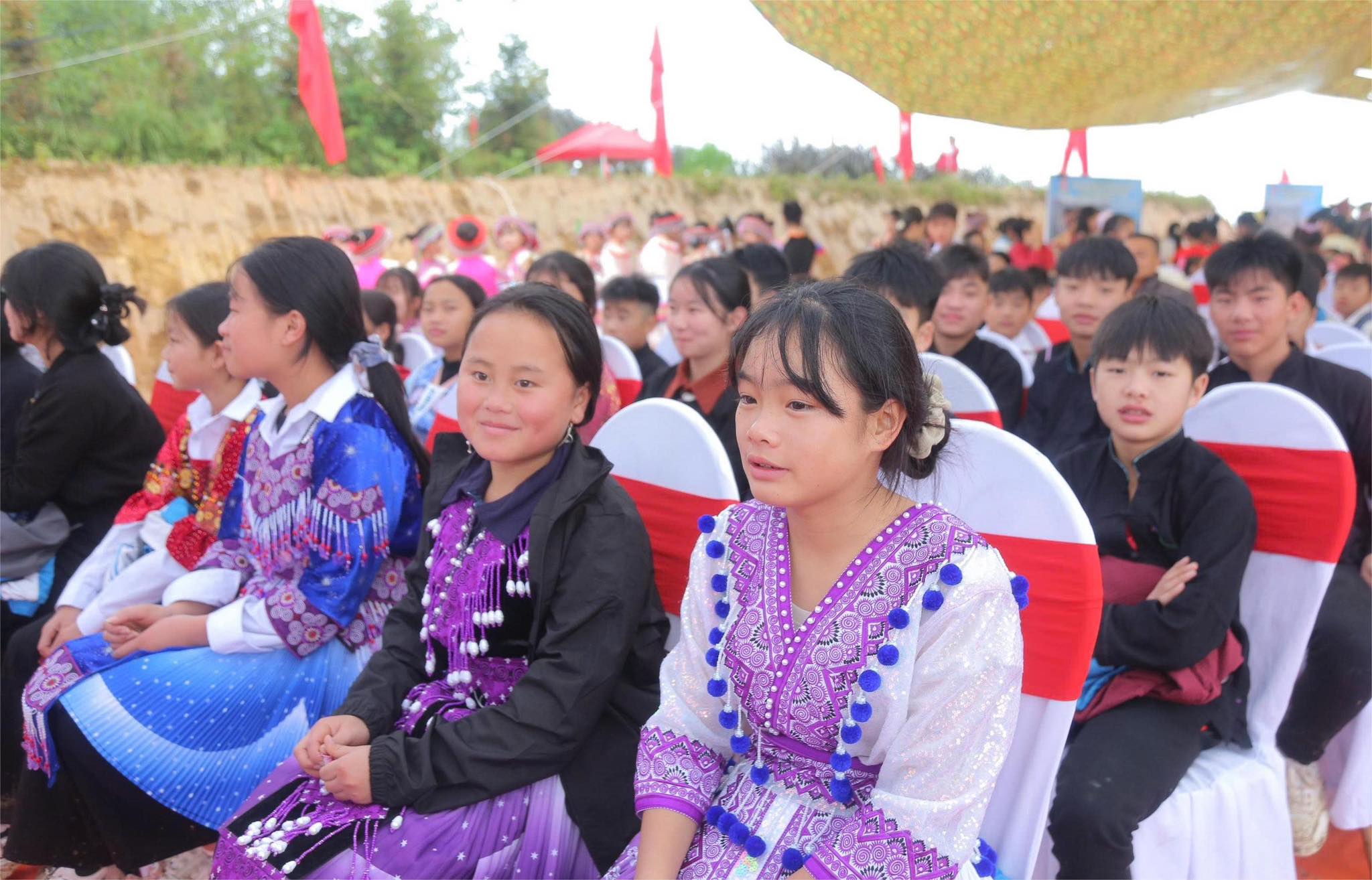 Thủ tướng, c&aacute;c Ph&oacute; thủ tướng, Bộ trưởng dự lễ khởi c&ocirc;ng 72 trường học v&ugrave;ng bi&ecirc;n- Ảnh 5.