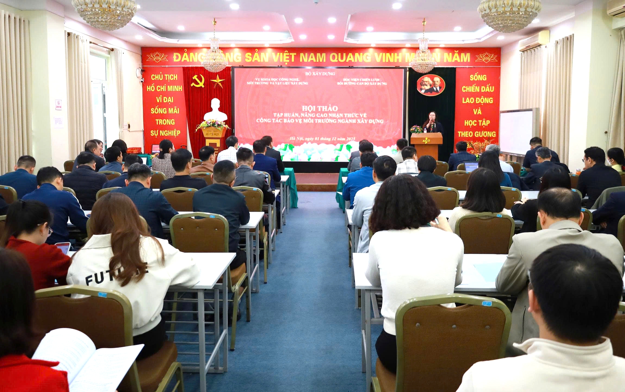 Tập huấn n&acirc;ng cao nhận thức về bảo vệ m&ocirc;i trường trong ng&agrave;nh X&acirc;y dựng- Ảnh 2.