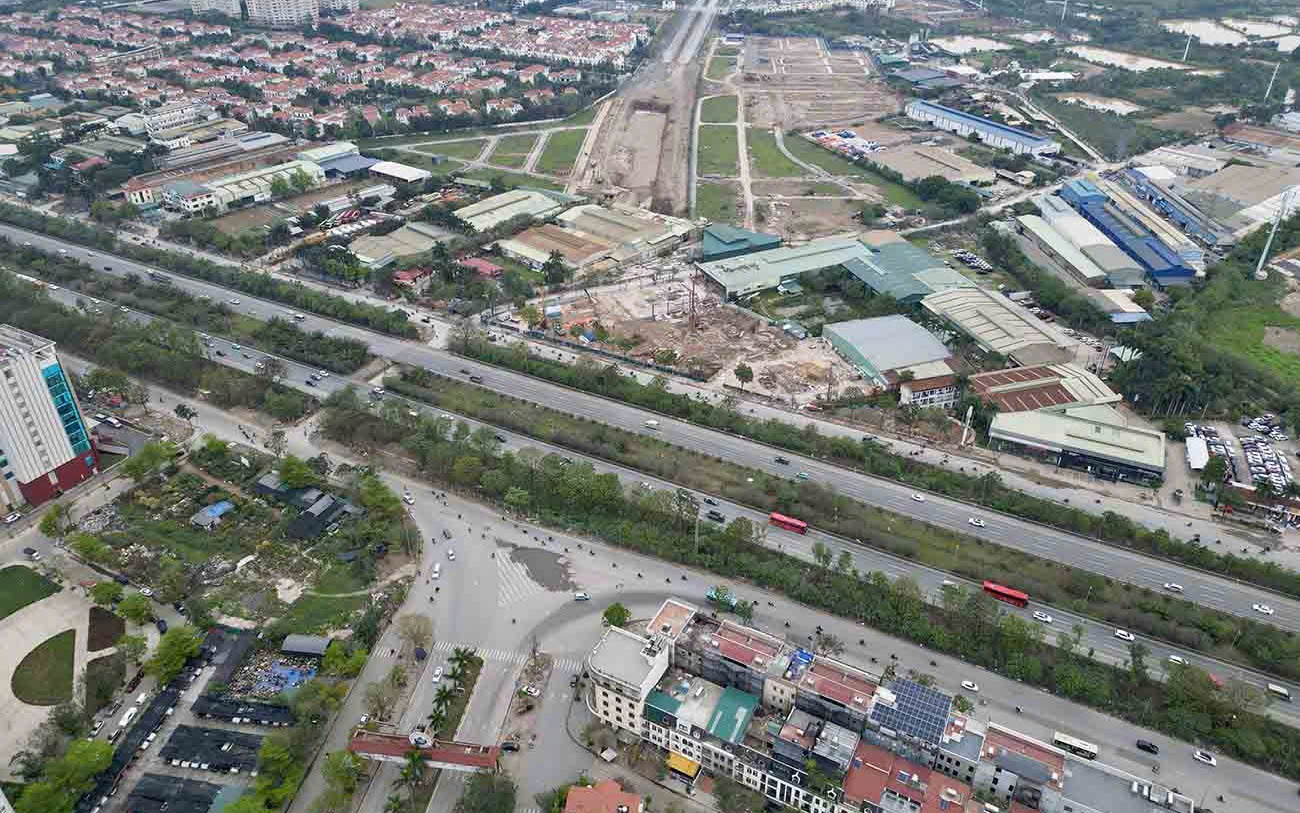 H&agrave; Nội ph&acirc;n luồng giao th&ocirc;ng phục vụ thi c&ocirc;ng Đại lộ Thăng Long hơn một th&aacute;ng- Ảnh 1.