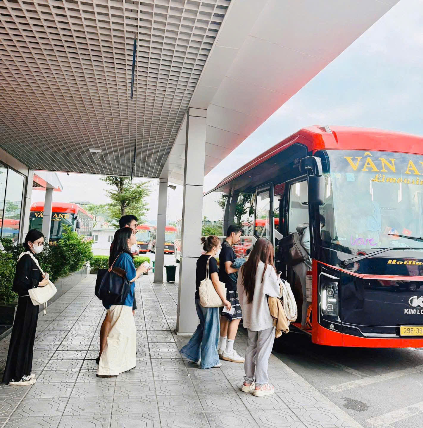 Quảng Ninh tăng cường quản l&yacute; vận tải &ocirc; t&ocirc; theo Th&ocirc;ng tư 36/2024/TT-BGTVT- Ảnh 2.