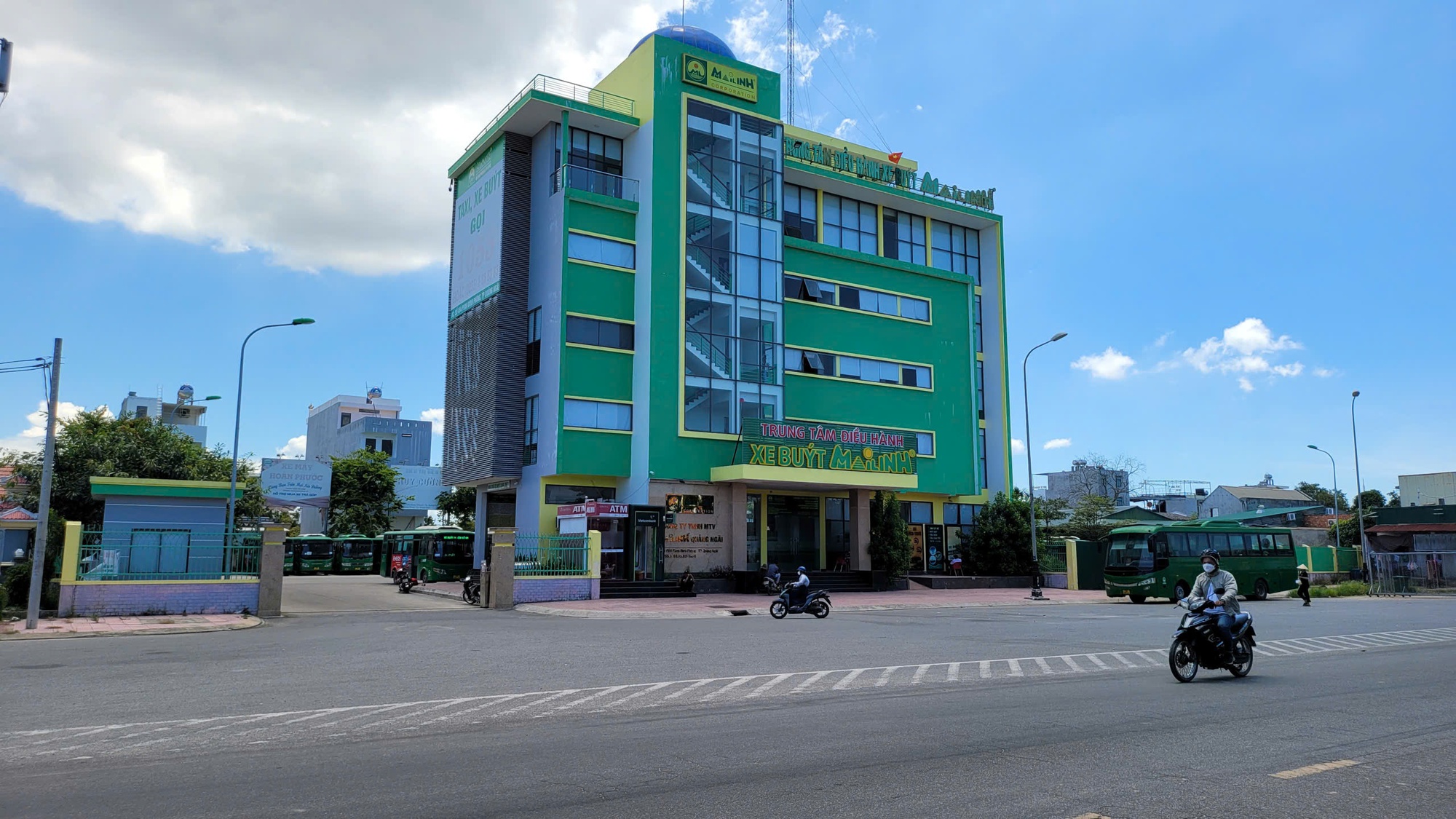 Quảng Ng&atilde;i: Miễn, giảm gi&aacute; v&eacute; xe bu&yacute;t cho người yếu thế, thu nhập thấp- Ảnh 3.