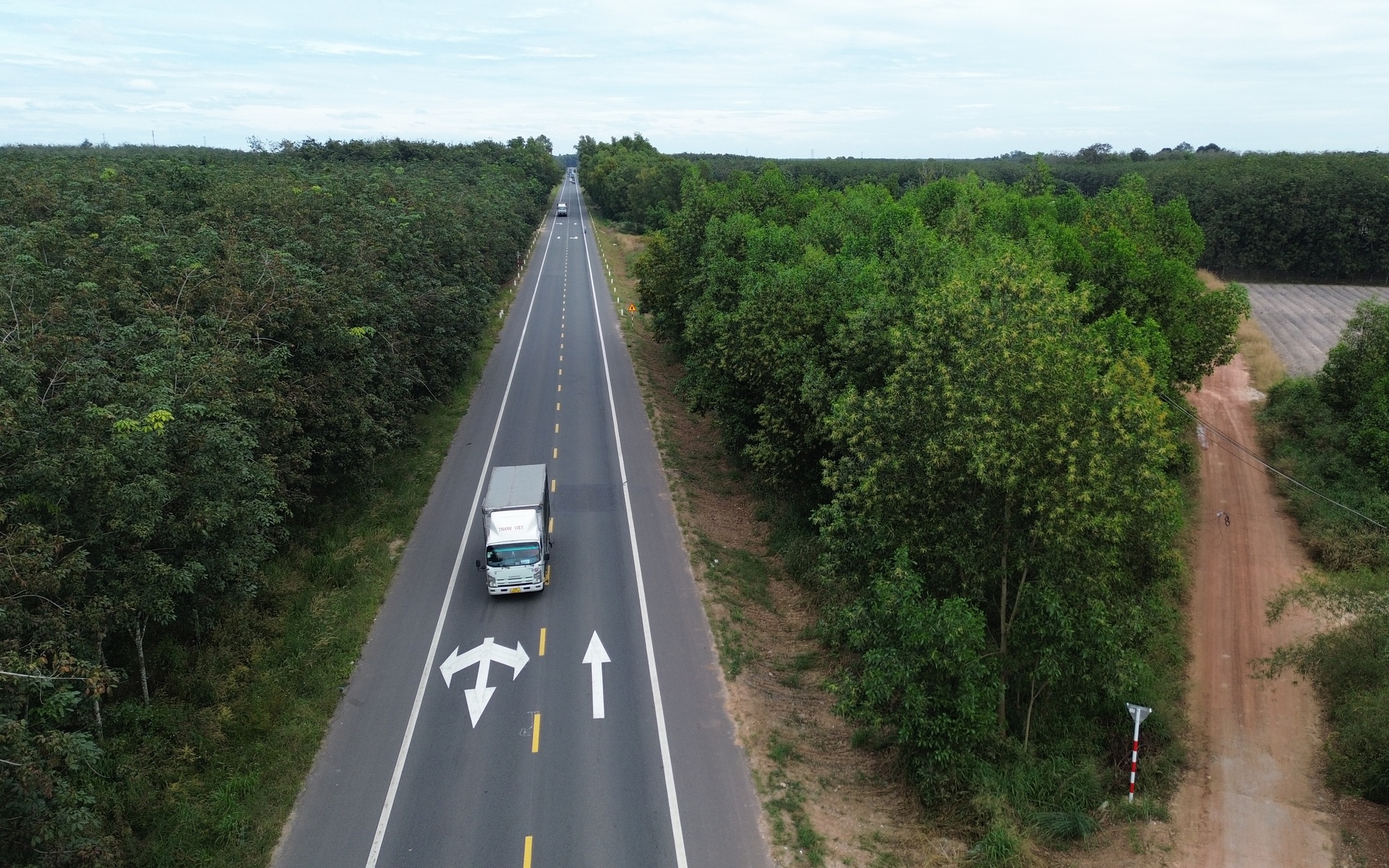 To&agrave;n cảnh 31km đường Hồ Ch&iacute; Minh qua TP.HCM sắp ch&iacute;nh thức th&ocirc;ng xe
