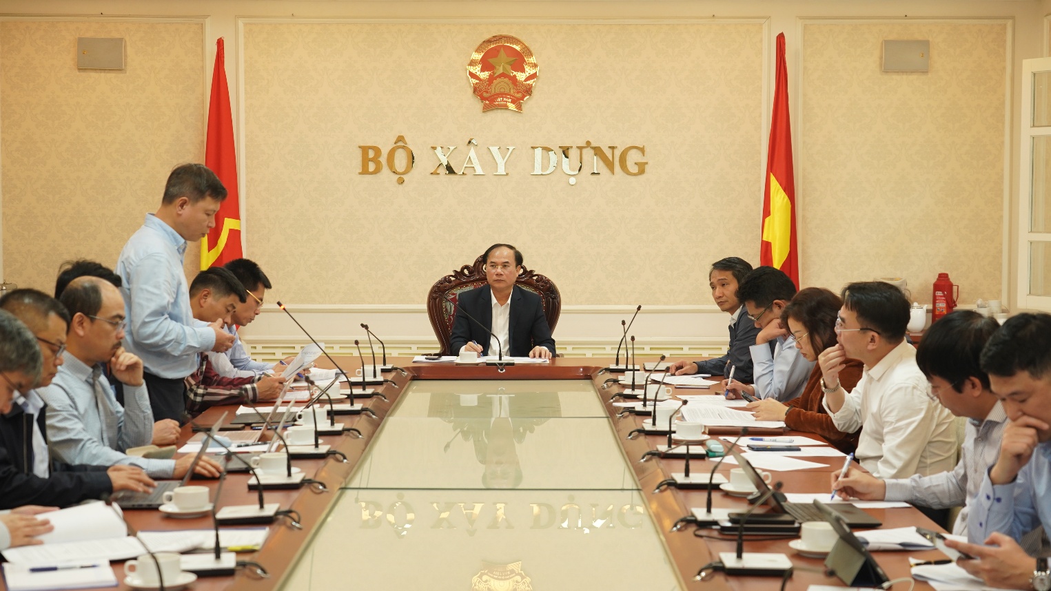Khẩn trương ho&agrave;n thiện quy chuẩn an to&agrave;n đối với chung cư c&oacute; lắp đặt trạm sạc xe điện- Ảnh 2.