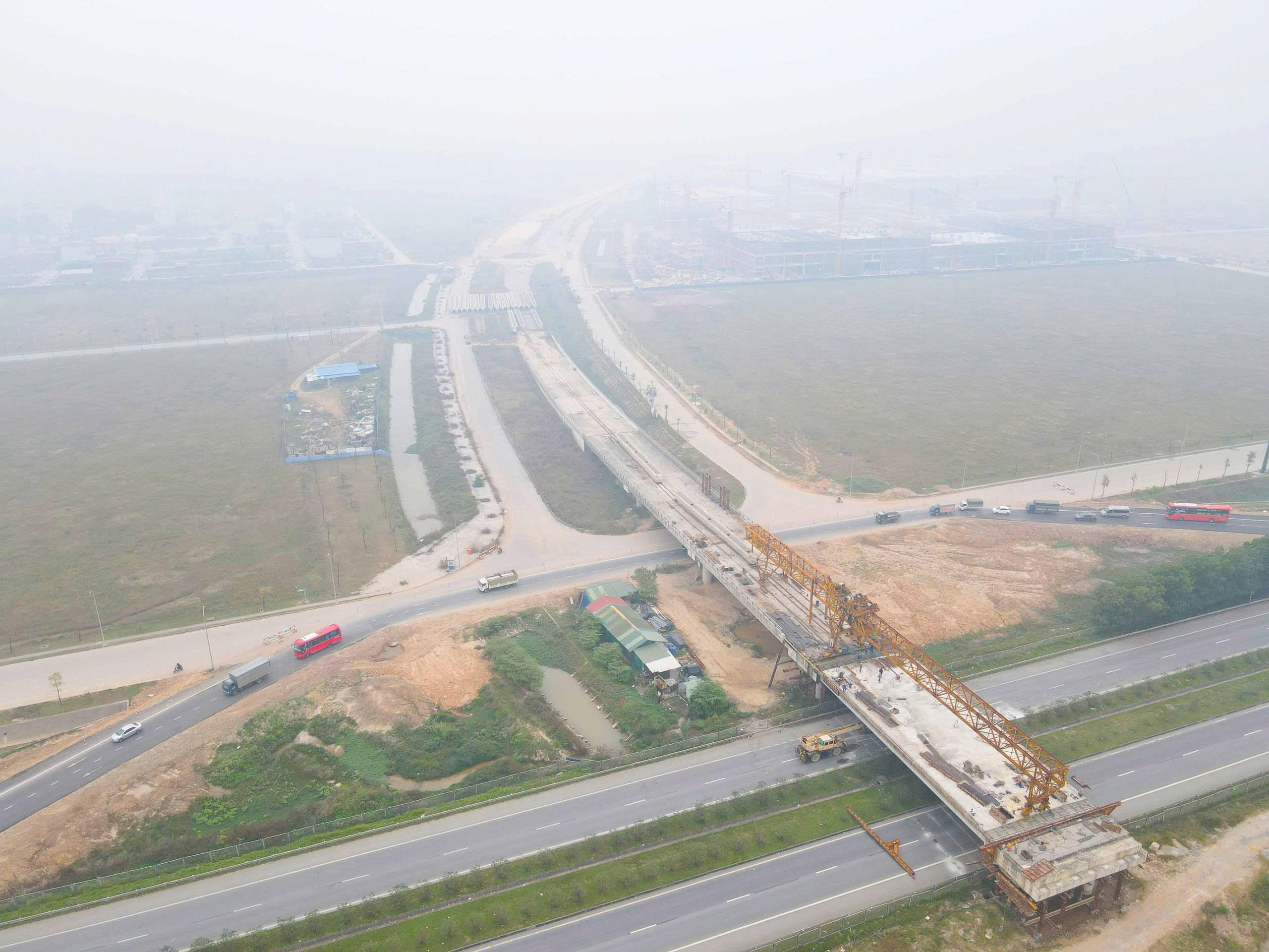 Bắc Ninh: Cầu vượt nối khu c&ocirc;ng nghiệp ở dự &aacute;n đường ngh&igrave;n tỷ đồng sắp về đ&iacute;ch- Ảnh 1.