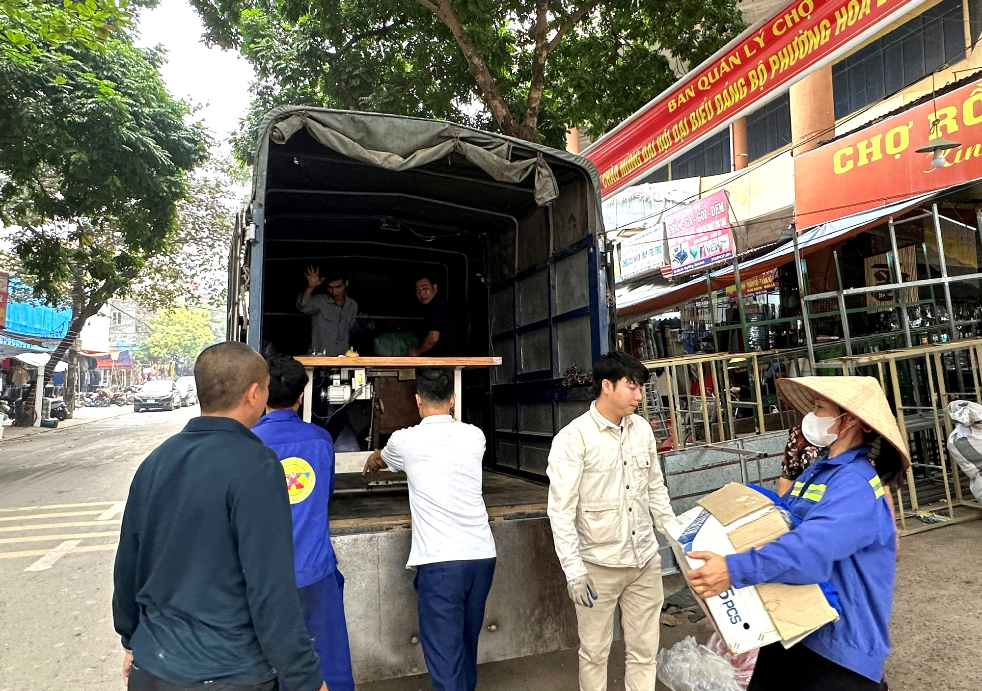 Ninh B&igrave;nh: Chốt phương &aacute;n ph&aacute; dỡ chợ Rồng phục vụ dự &aacute;n trọng điểm- Ảnh 1.
