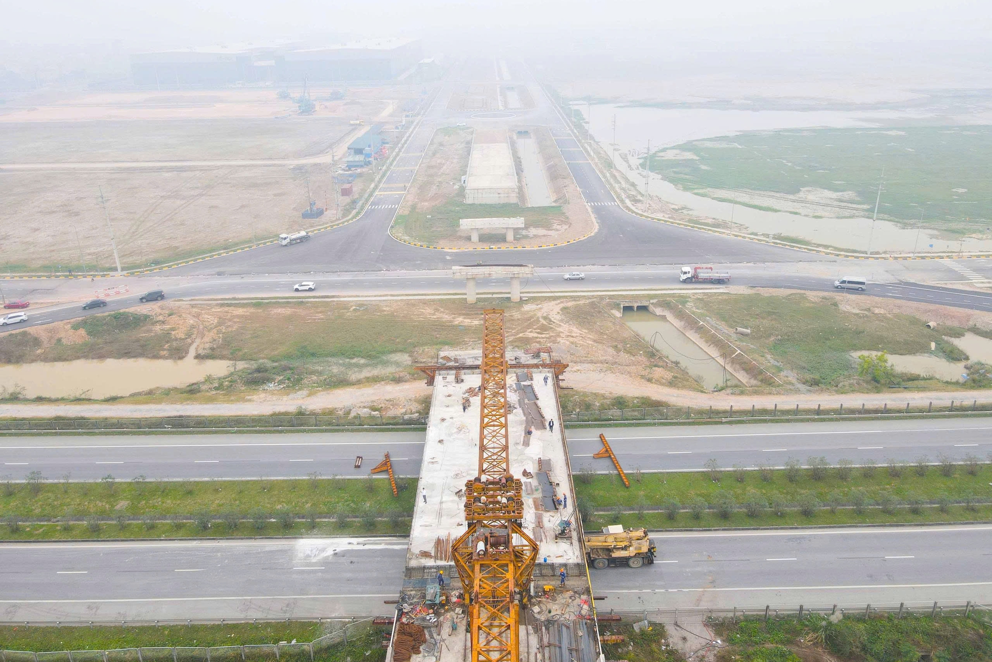 Bắc Ninh: Cầu vượt nối khu c&ocirc;ng nghiệp ở dự &aacute;n đường ngh&igrave;n tỷ đồng sắp về đ&iacute;ch- Ảnh 11.