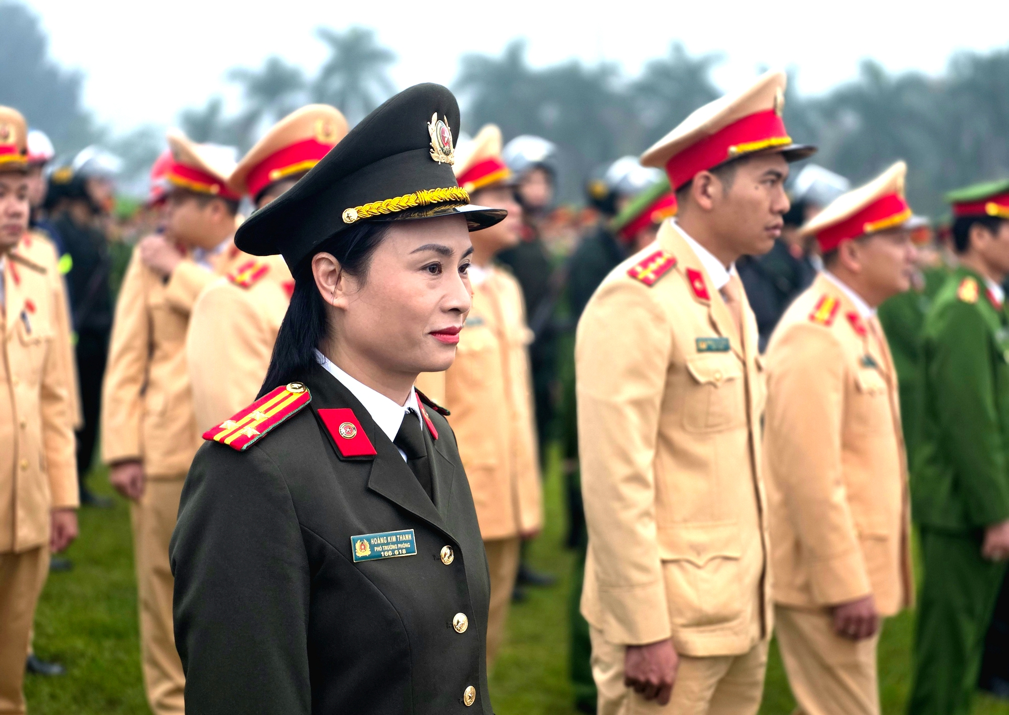 Gần 1.000 c&aacute;n bộ, chiến sĩ c&ocirc;ng an tỉnh L&agrave;o Cai ra qu&acirc;n đợt cao điểm trấn &aacute;p tội phạm- Ảnh 5.