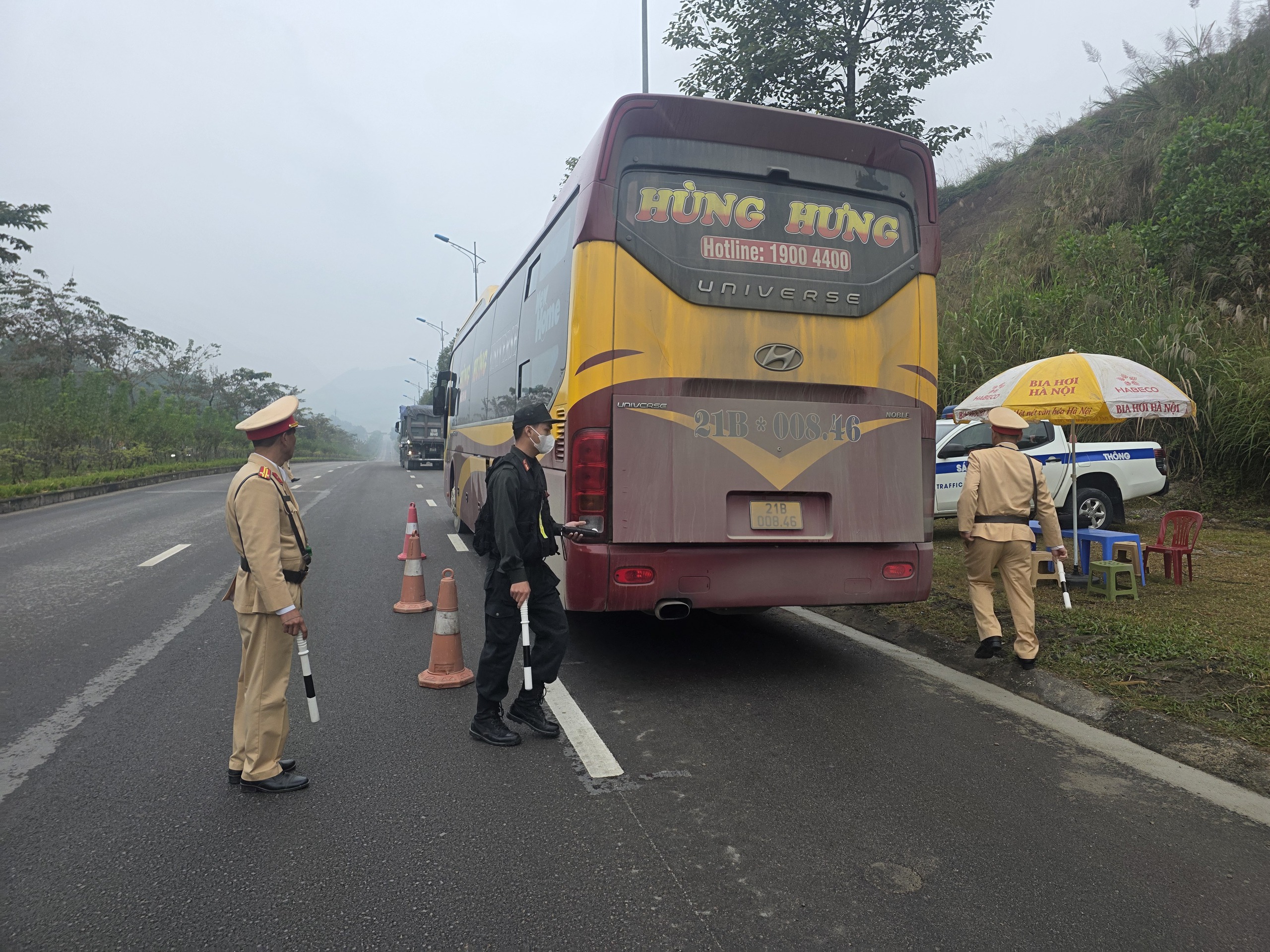 Gần 1.000 c&aacute;n bộ, chiến sĩ c&ocirc;ng an tỉnh L&agrave;o Cai ra qu&acirc;n đợt cao điểm trấn &aacute;p tội phạm- Ảnh 16.