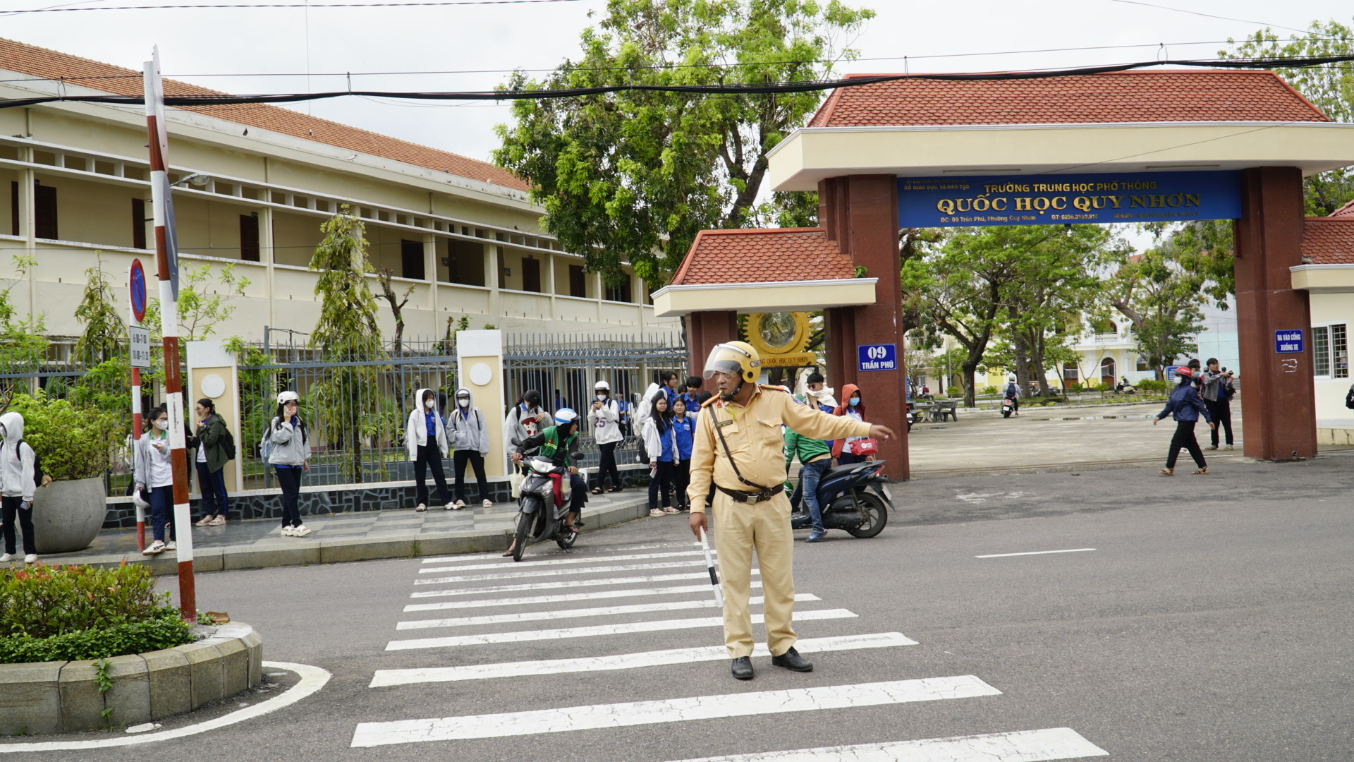 Gia Lai ra quân cao điểm trấn áp tội phạm dịp đại hội Đảng và Tết- Ảnh 3. Gia Lai ra quân cao điểm trấn áp tội phạm dịp đại hội Đảng và Tết- Ảnh 3.