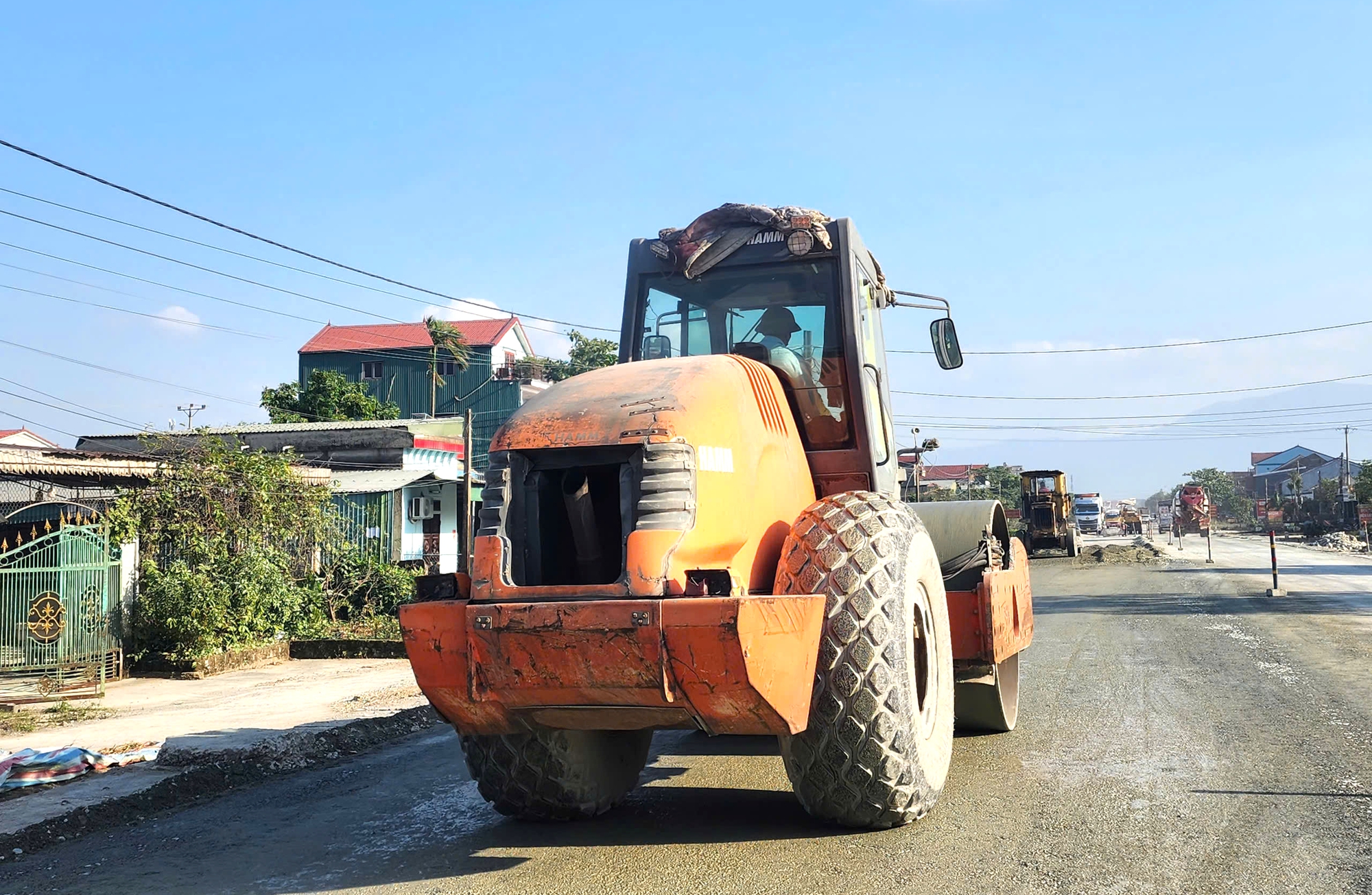 Hạ tầng giao th&ocirc;ng H&agrave; Tĩnh chuyển m&igrave;nh từ giải ng&acirc;n đầu tư c&ocirc;ng- Ảnh 1.