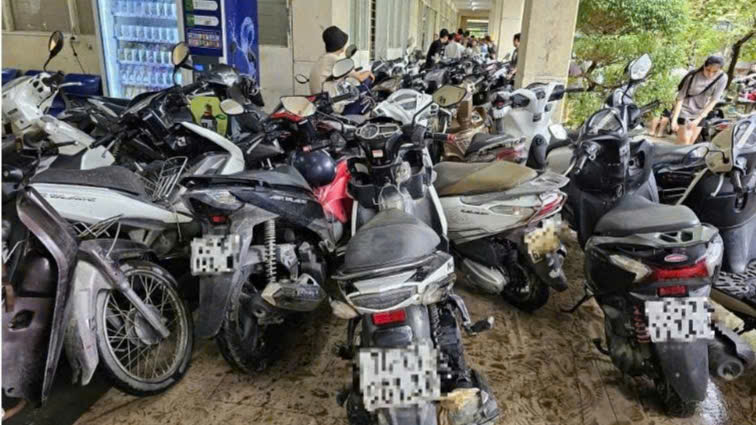 Siết ti&ecirc;u chuẩn kh&iacute; thải xe cơ giới: Doanh nghiệp đứng trước cơ hội chuyển dịch &ldquo;xanh&rdquo;- Ảnh 2.