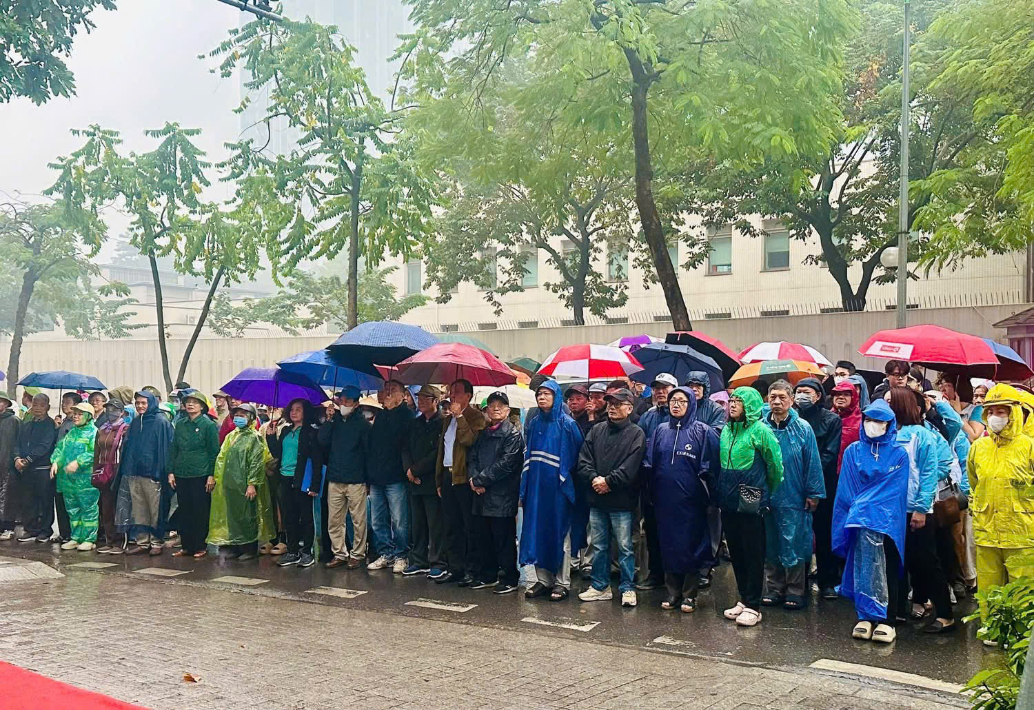 H&agrave; Nội: Đồng loạt ra qu&acirc;n xử l&yacute; vi phạm trật tự đ&ocirc; thị- Ảnh 2.