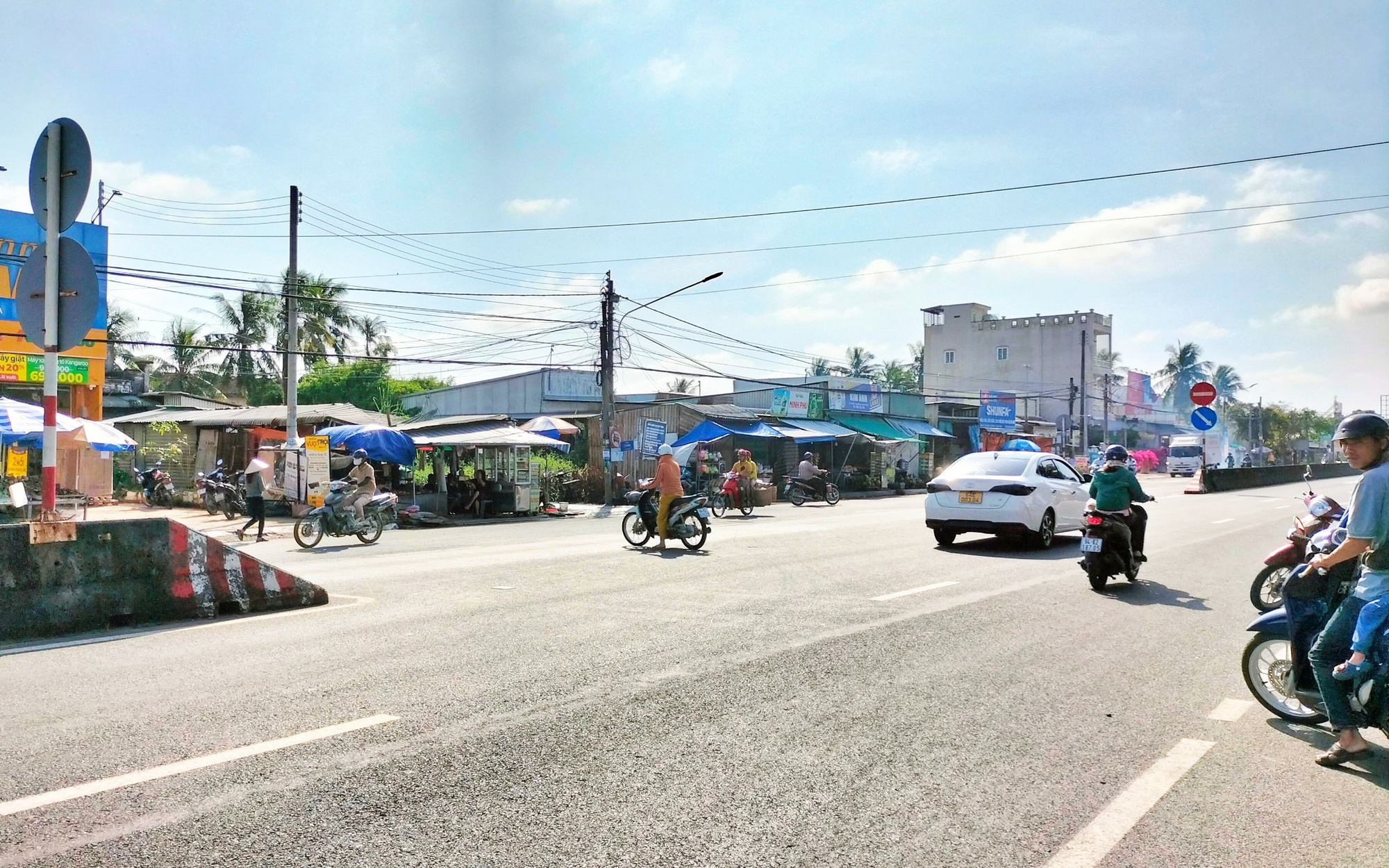 C&agrave; Mau: Đề xuất lắp đ&egrave;n cảnh b&aacute;o tại n&uacute;t giao Xẻo L&aacute; tr&ecirc;n quốc lộ 1