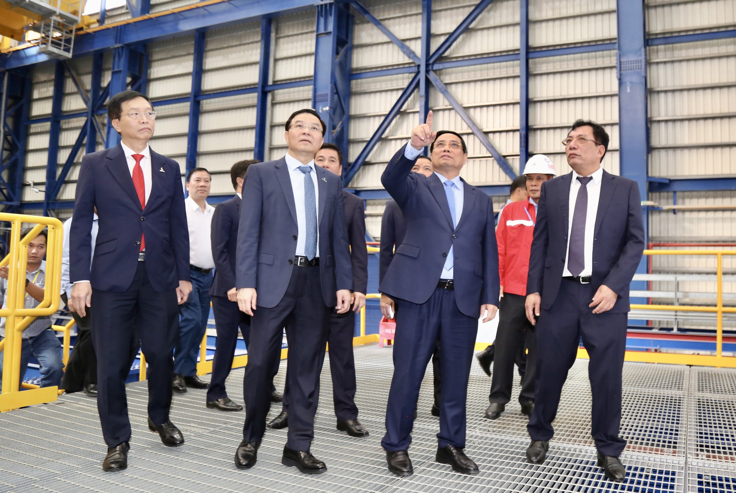 Thủ tướng Phạm Minh Ch&iacute;nh dự kh&aacute;nh th&agrave;nh tổ hợp điện kh&iacute; LNG 1,4 tỷ USD tại Đồng Nai- Ảnh 3.