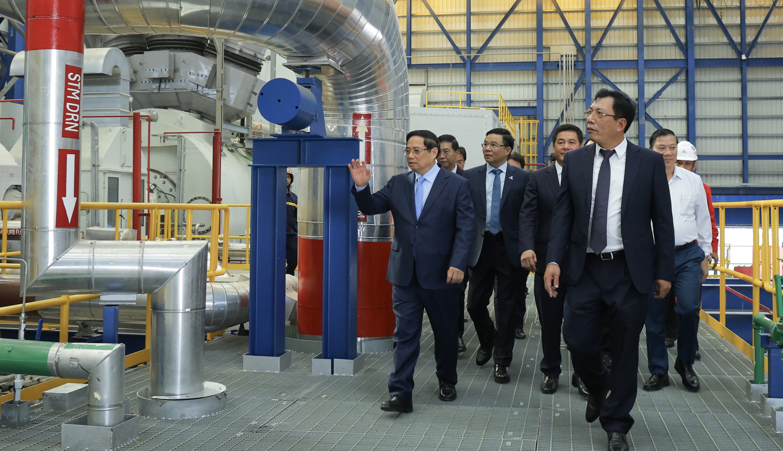 Thủ tướng Phạm Minh Ch&iacute;nh dự kh&aacute;nh th&agrave;nh tổ hợp điện kh&iacute; LNG 1,4 tỷ USD tại Đồng Nai- Ảnh 8.