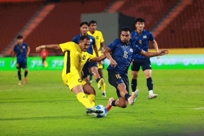 Thắng Malaysia, U22 Th&aacute;i Lan v&agrave;o chung kết SEA Games 33- Ảnh 2.