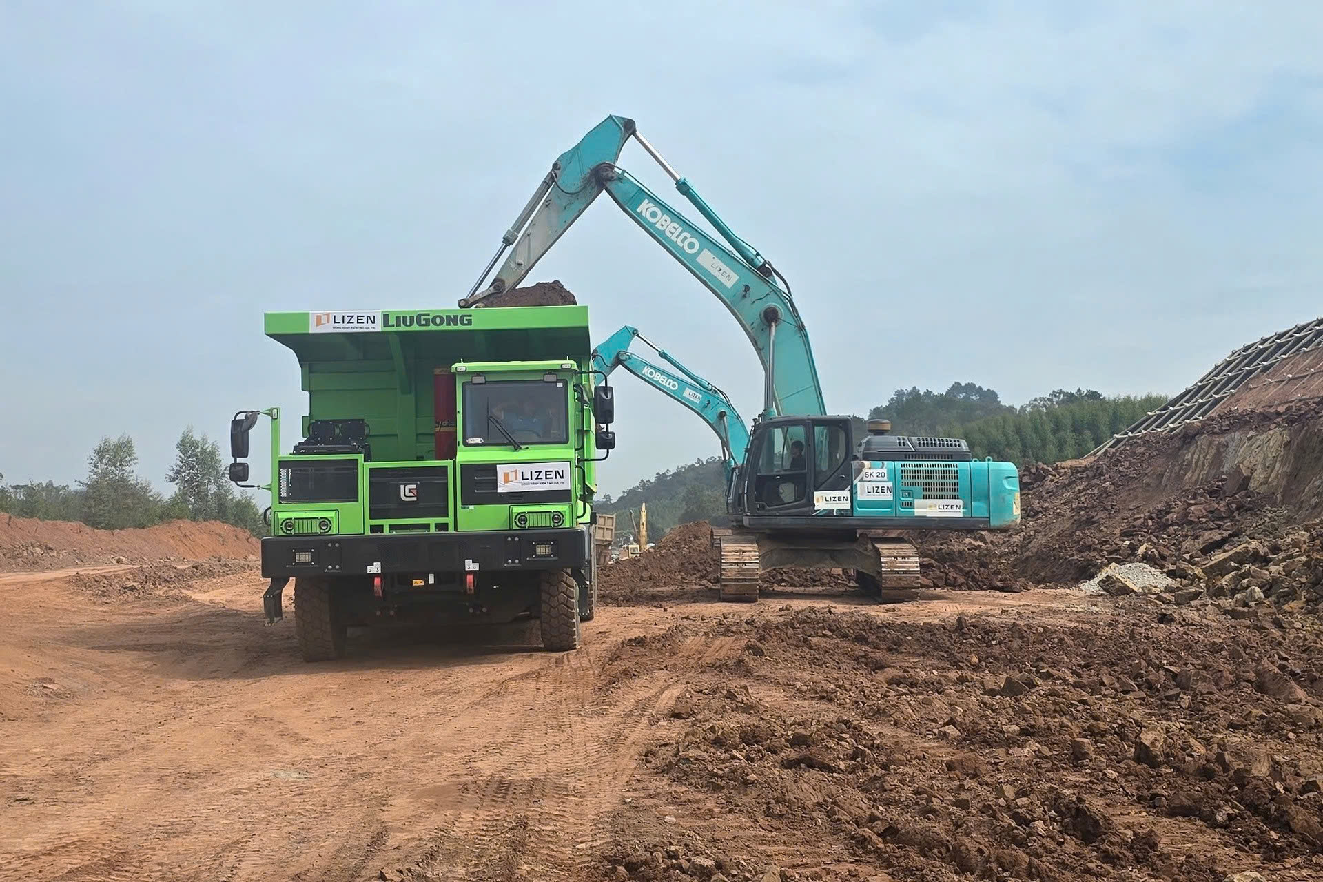 Ứng dụng công nghệ hiện đại giúp LIZEN tiếp tục về đích sớm ở cao tốc Biên Hòa - Vũng Tàu- Ảnh 1. Ứng dụng công nghệ hiện đại giúp LIZEN tiếp tục về đích sớm ở cao tốc Biên Hòa - Vũng Tàu- Ảnh 1.