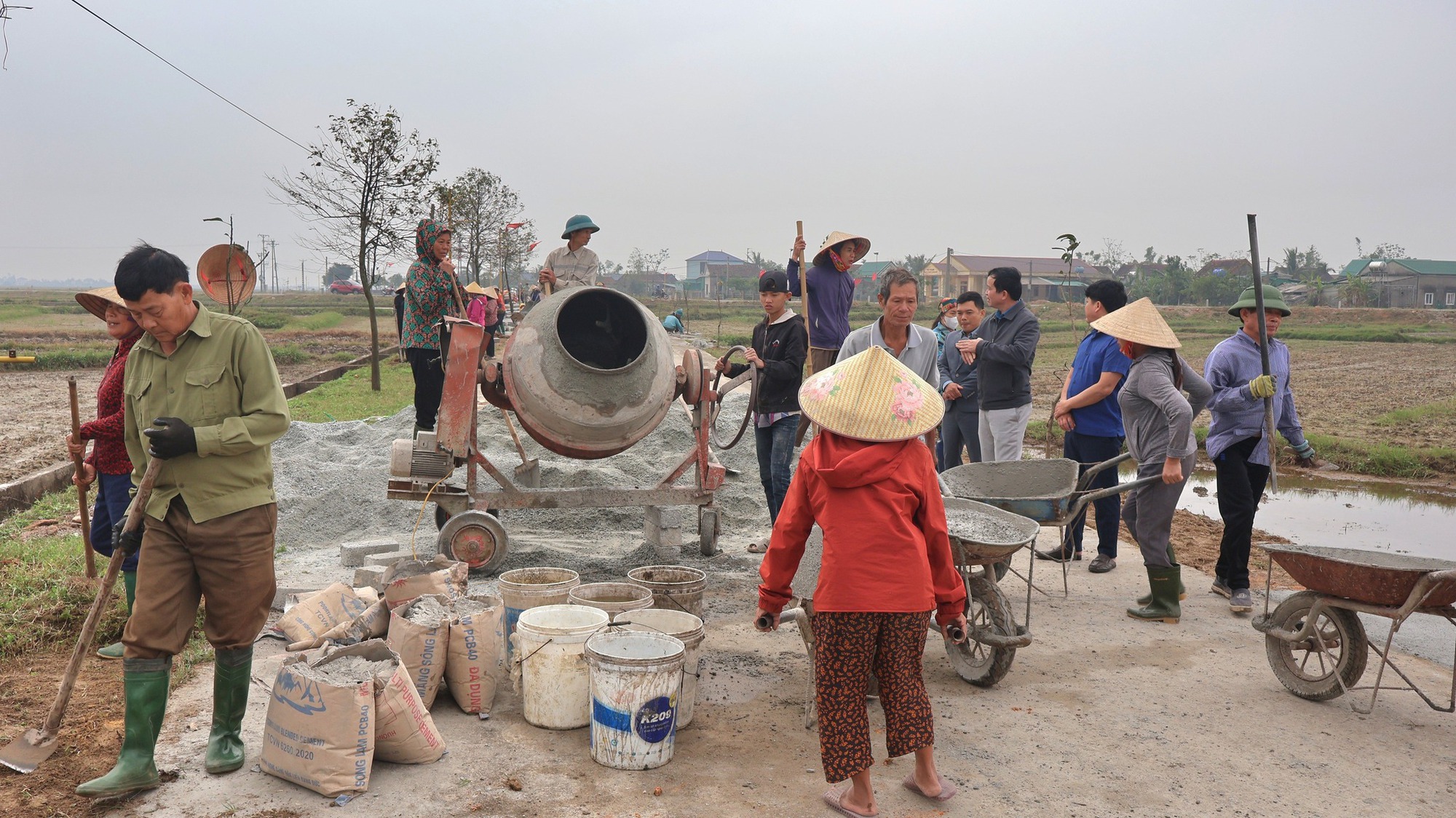 H&agrave; Tĩnh: N&acirc;ng cấp giao th&ocirc;ng n&ocirc;ng th&ocirc;n đ&aacute;p ứng y&ecirc;u cầu ph&aacute;t triển- Ảnh 3.