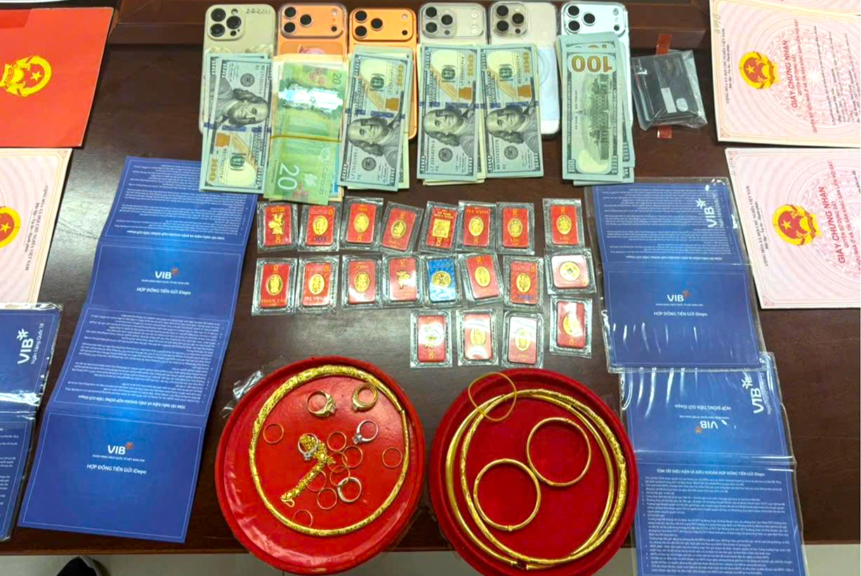 Đ&agrave; Nẵng: Triệt ph&aacute; đường d&acirc;y lừa đảo chiếm đoạt t&agrave;i sản bằng tiền ảo hơn 2.000 tỷ đồng- Ảnh 2.