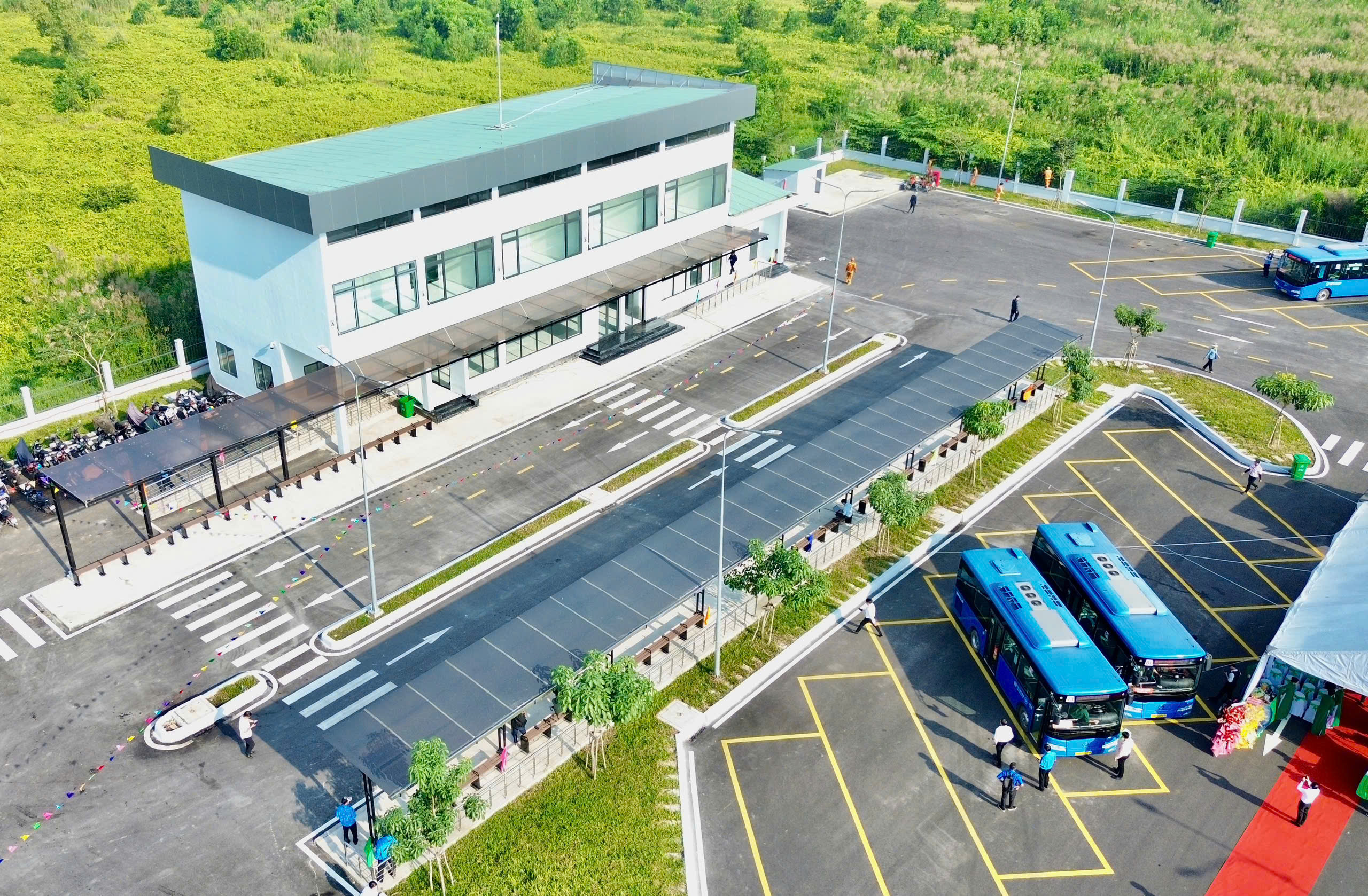 TP.HCM khai th&aacute;c bến xe bu&yacute;t L&ecirc; Minh Xu&acirc;n, tăng năng lực phục vụ h&agrave;nh kh&aacute;ch ph&iacute;a T&acirc;y- Ảnh 4.