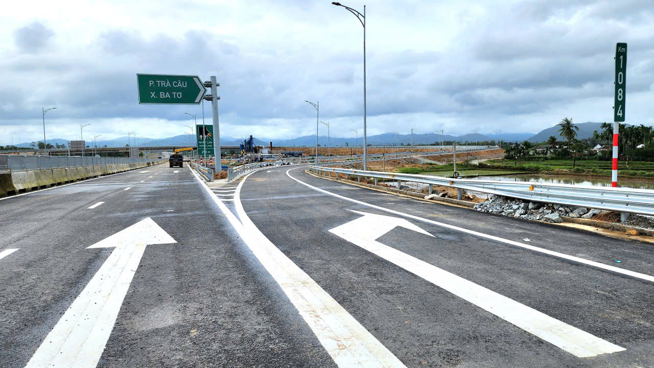 C&aacute;c n&uacute;t giao tr&ecirc;n cao tốc hơn 20.000 tỷ đồng sắp th&ocirc;ng xe kết nối thế n&agrave;o?- Ảnh 10.