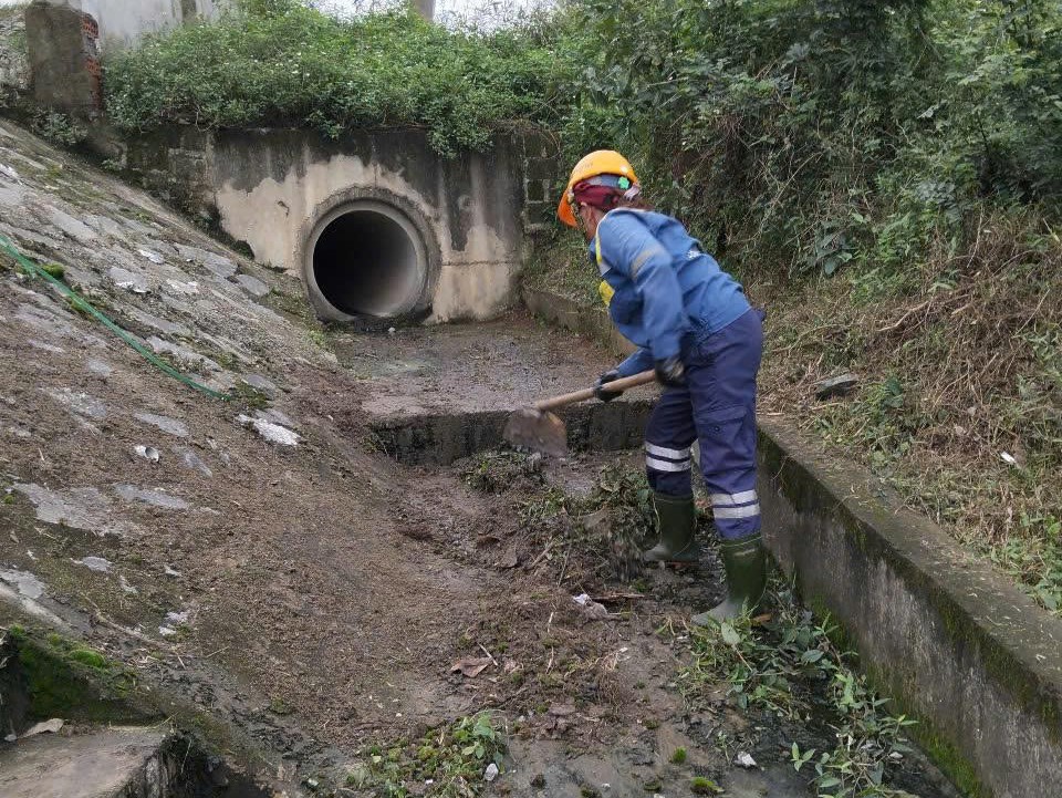 H&agrave; Tĩnh: Rốt r&aacute;o sửa chữa c&aacute;c tuyến quốc lộ, tỉnh lộ hư hỏng sau sạt lở, ngập &uacute;ng- Ảnh 3.