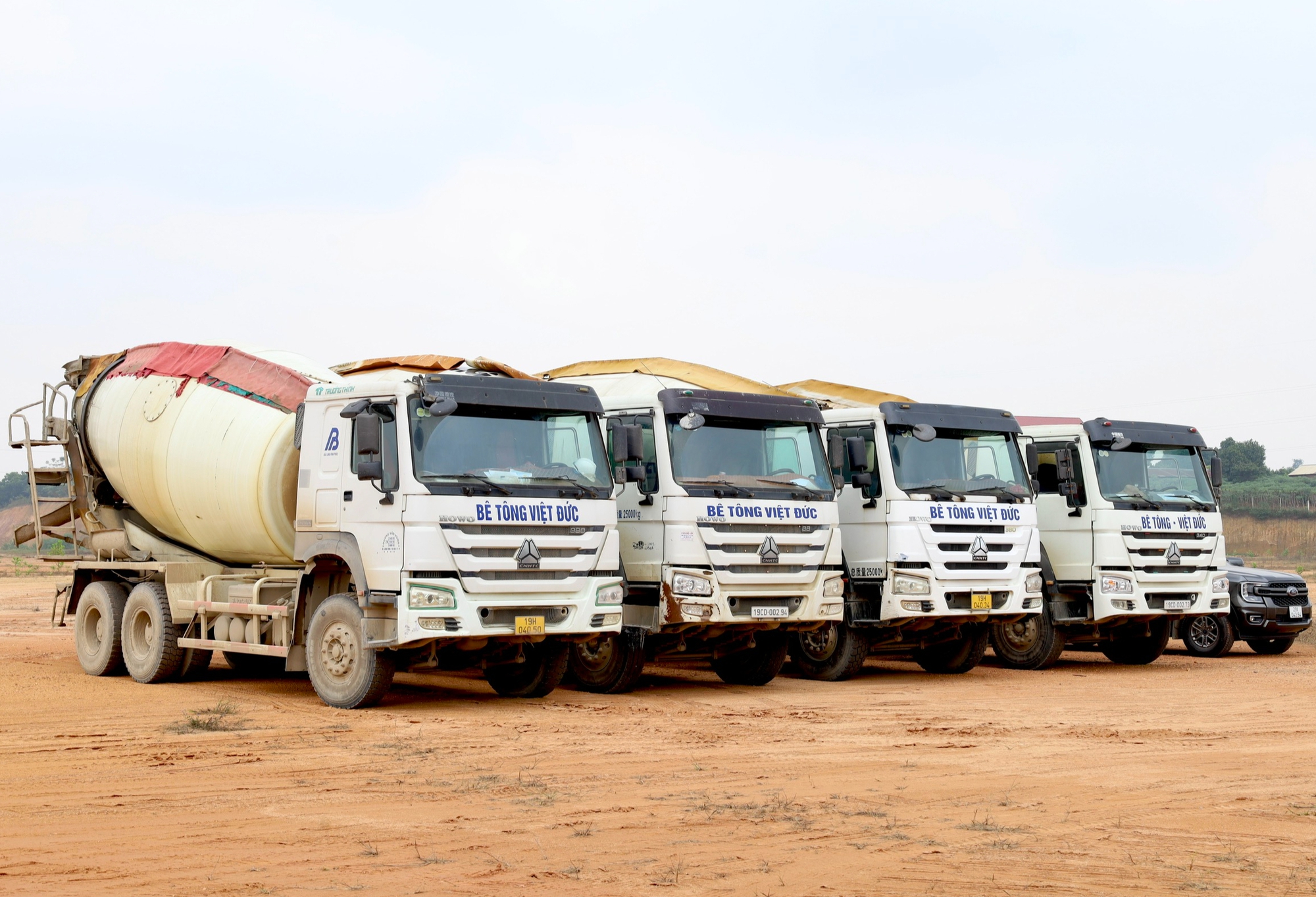 Thứ trưởng Nguyễn Danh Huy kiểm tra c&ocirc;ng t&aacute;c chuẩn bị lễ khởi c&ocirc;ng dự &aacute;n đường sắt- Ảnh 5.